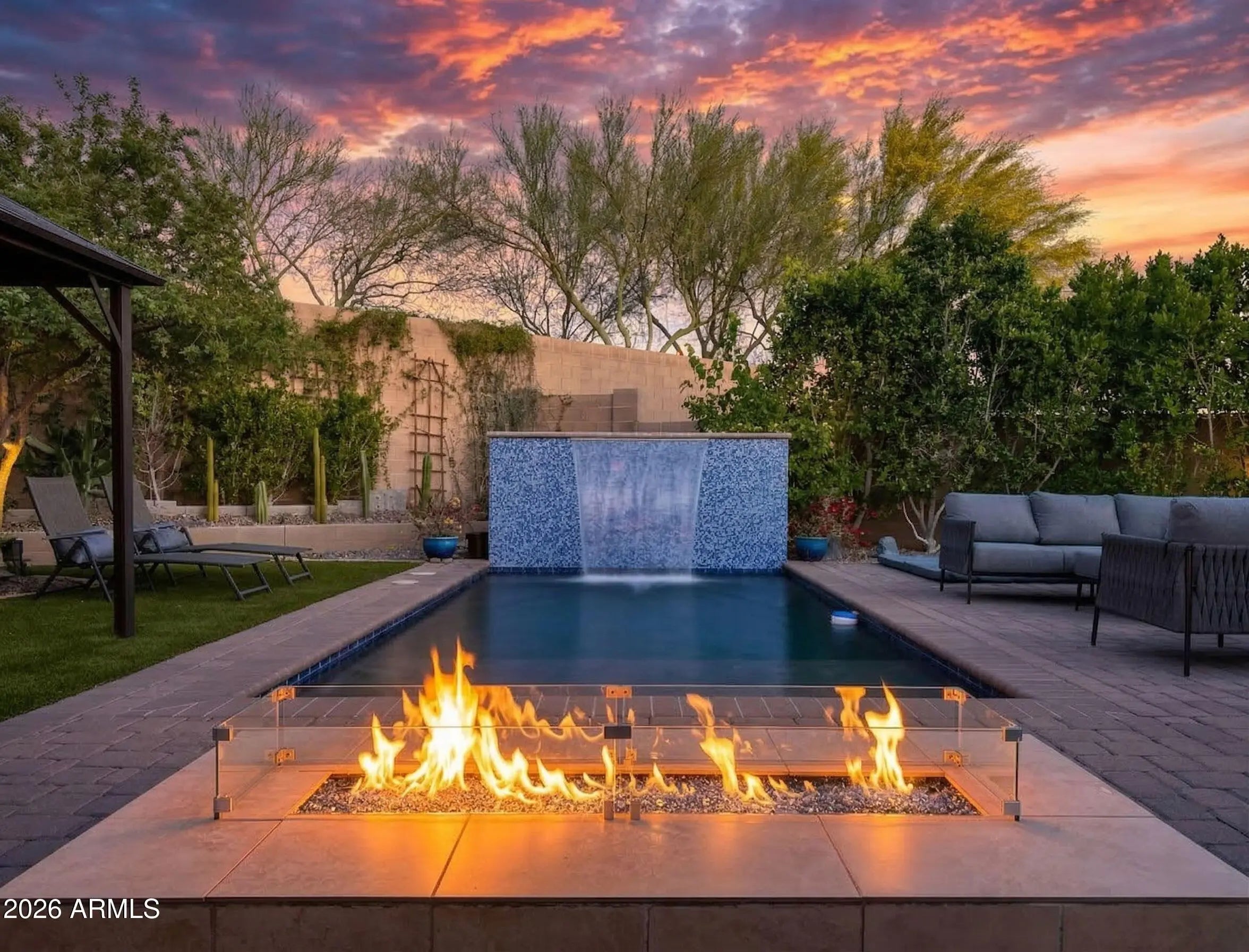 Photo of Listing #7000012