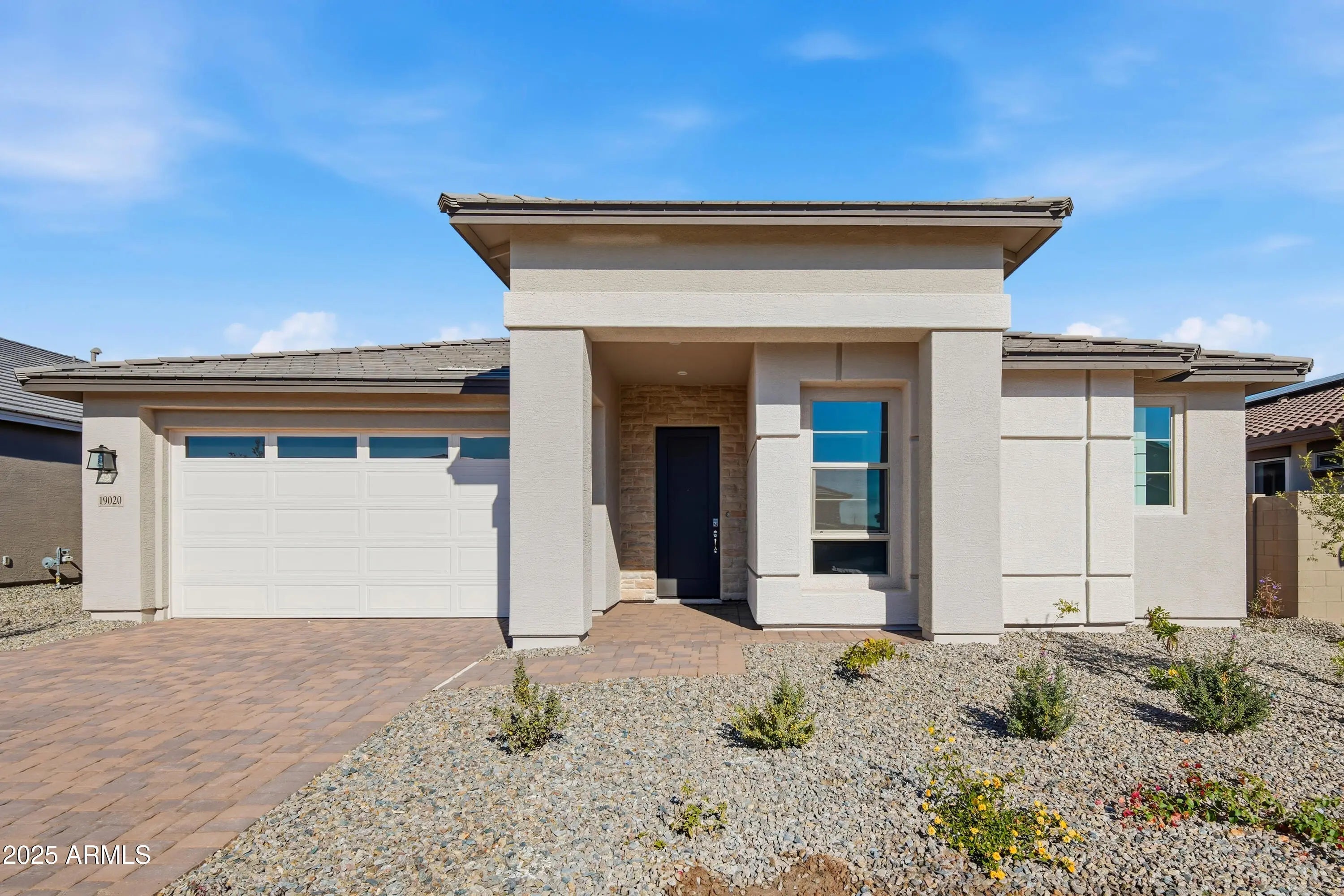 Photo of Listing #6999695