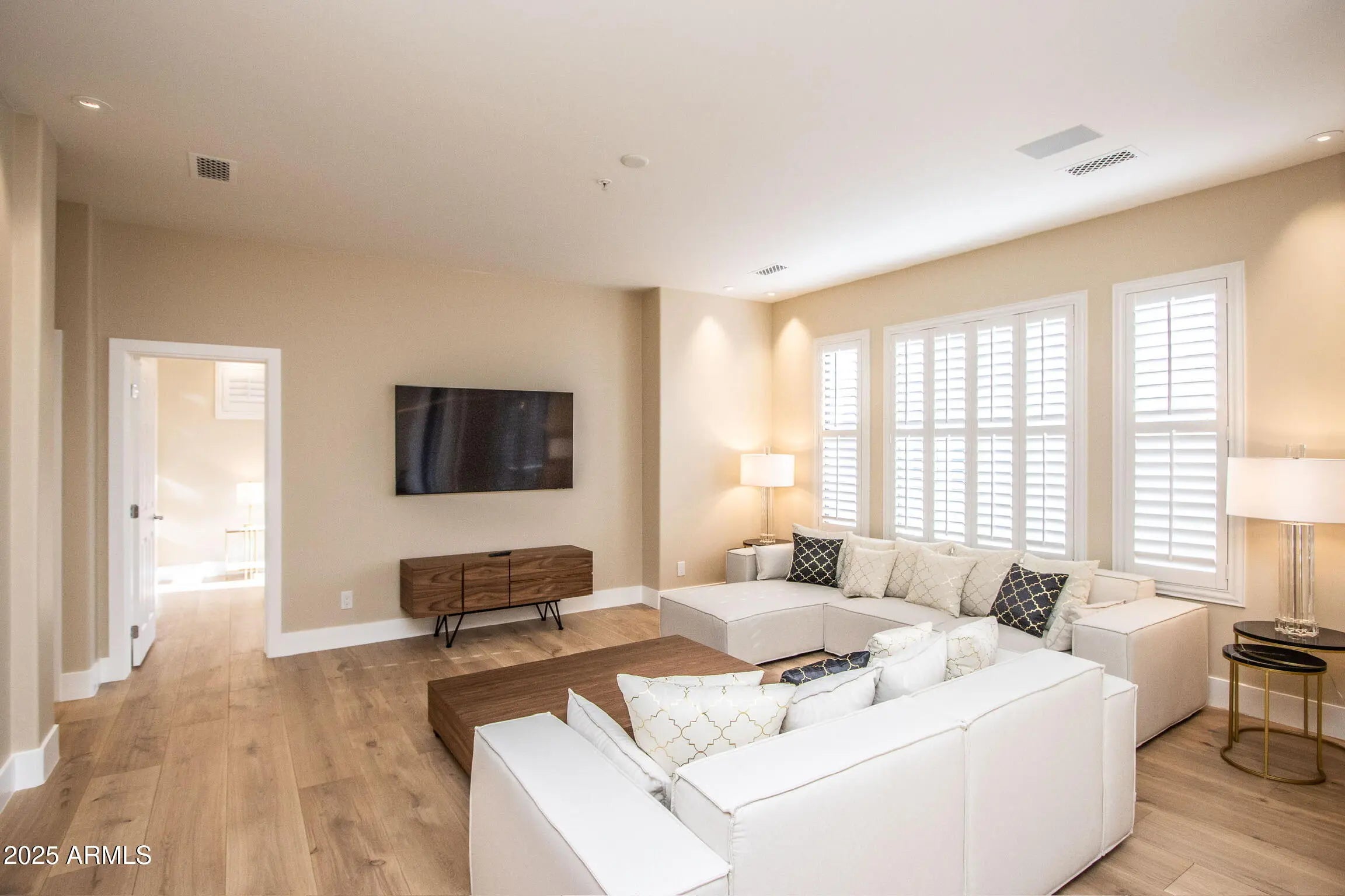 Photo of Listing #6999729