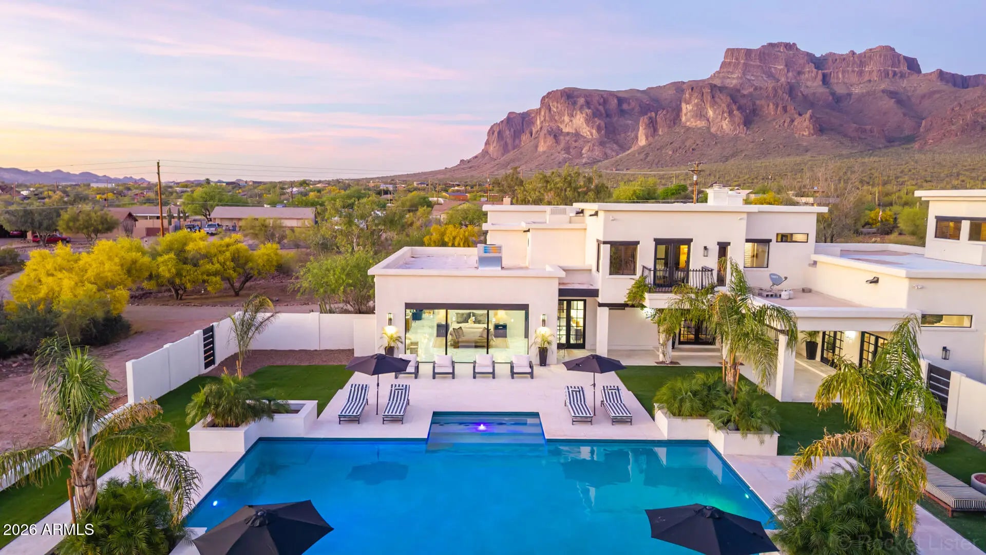 Photo of Listing #7003585