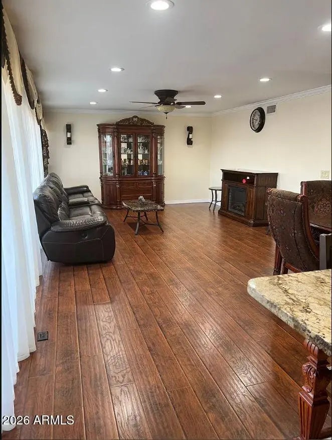 Photo of Listing #6999964