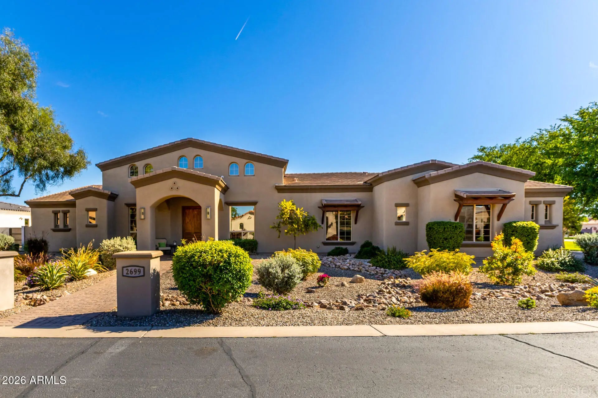 Photo of Listing #7000236