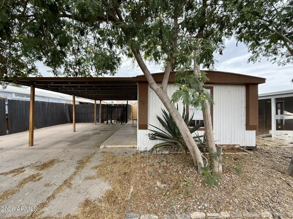 1802 E Campo Bello Drive (unit 92), Phoenix