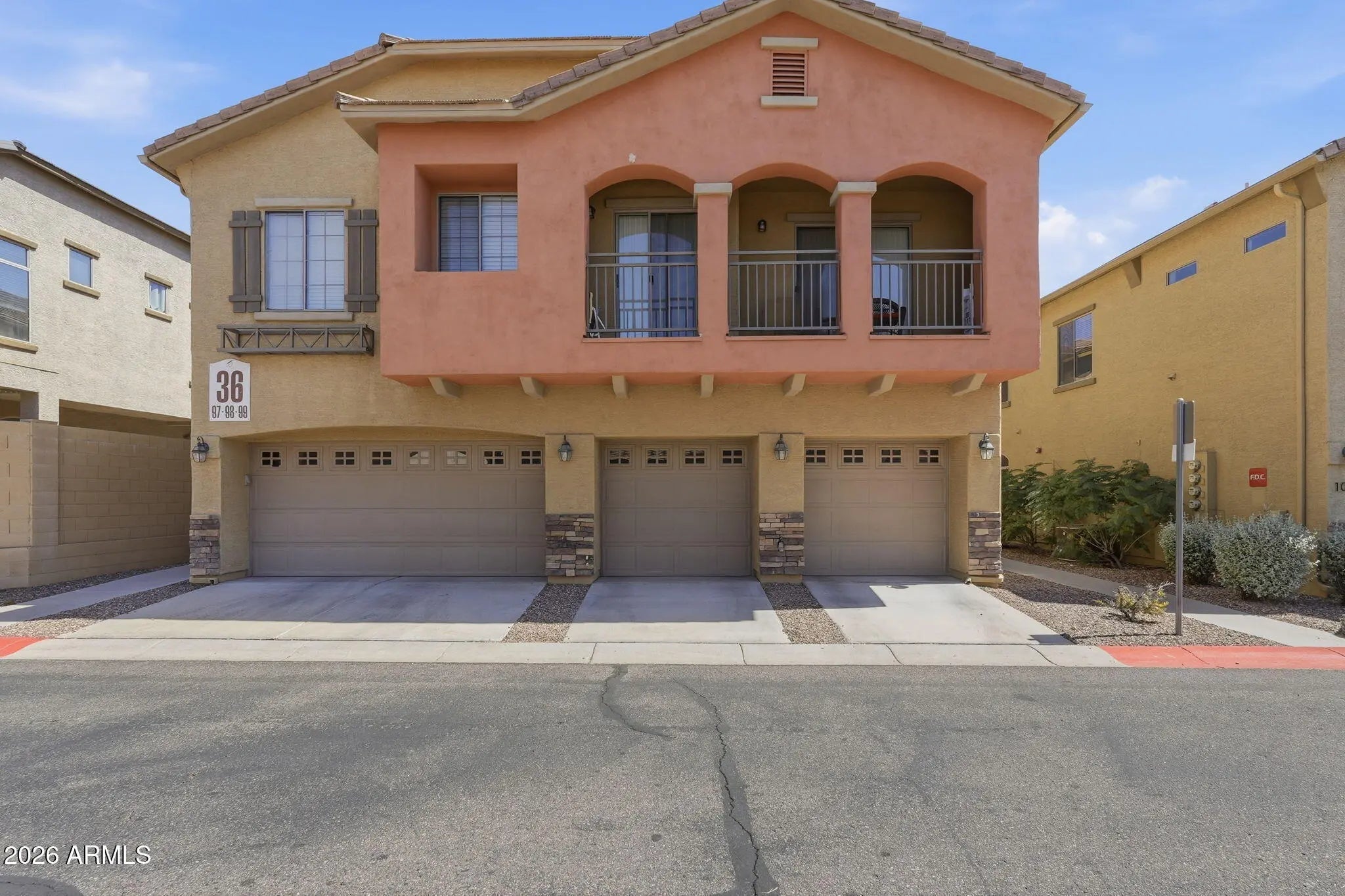 Photo of Listing #7003054