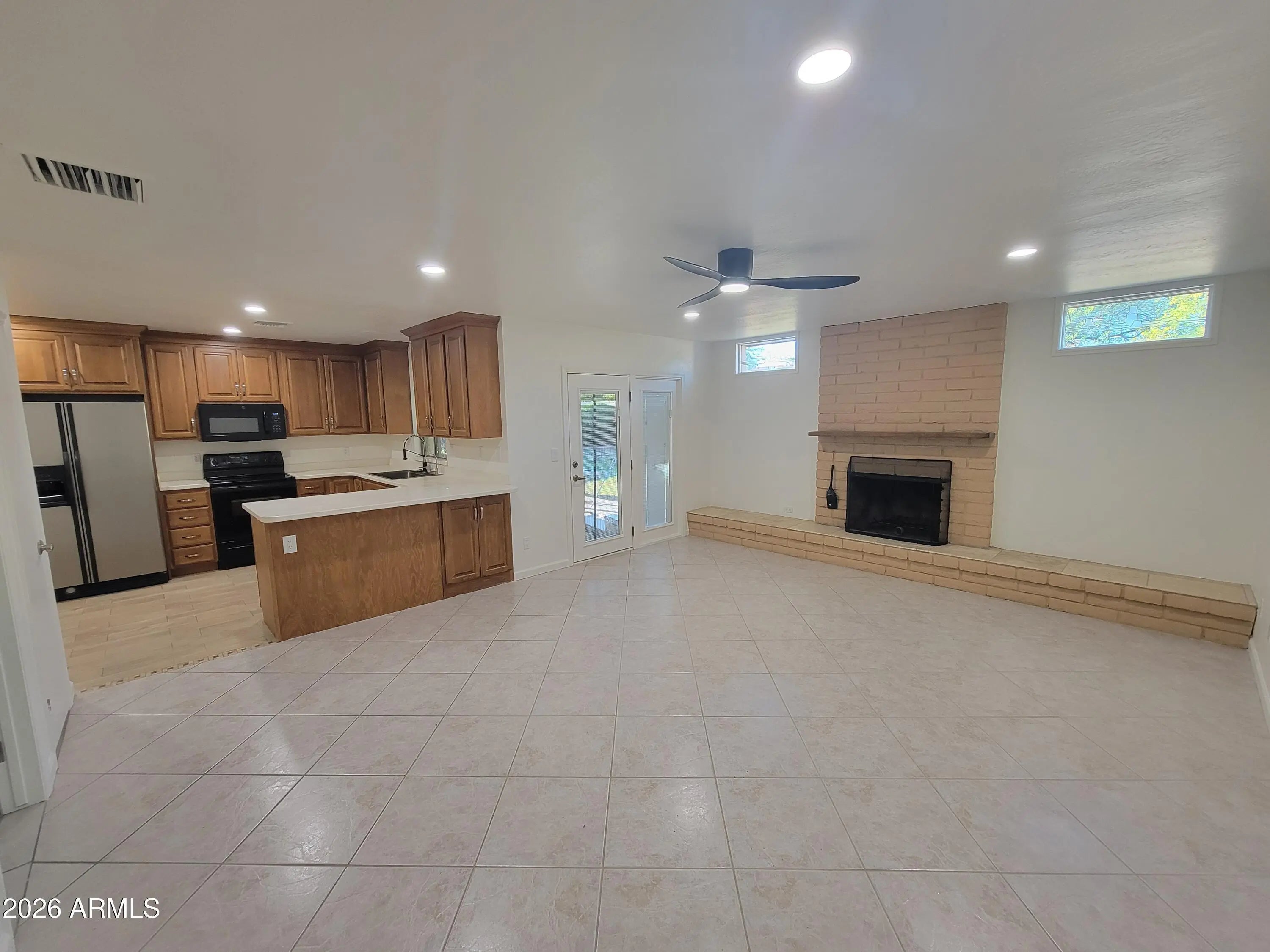 Photo of Listing #7001684