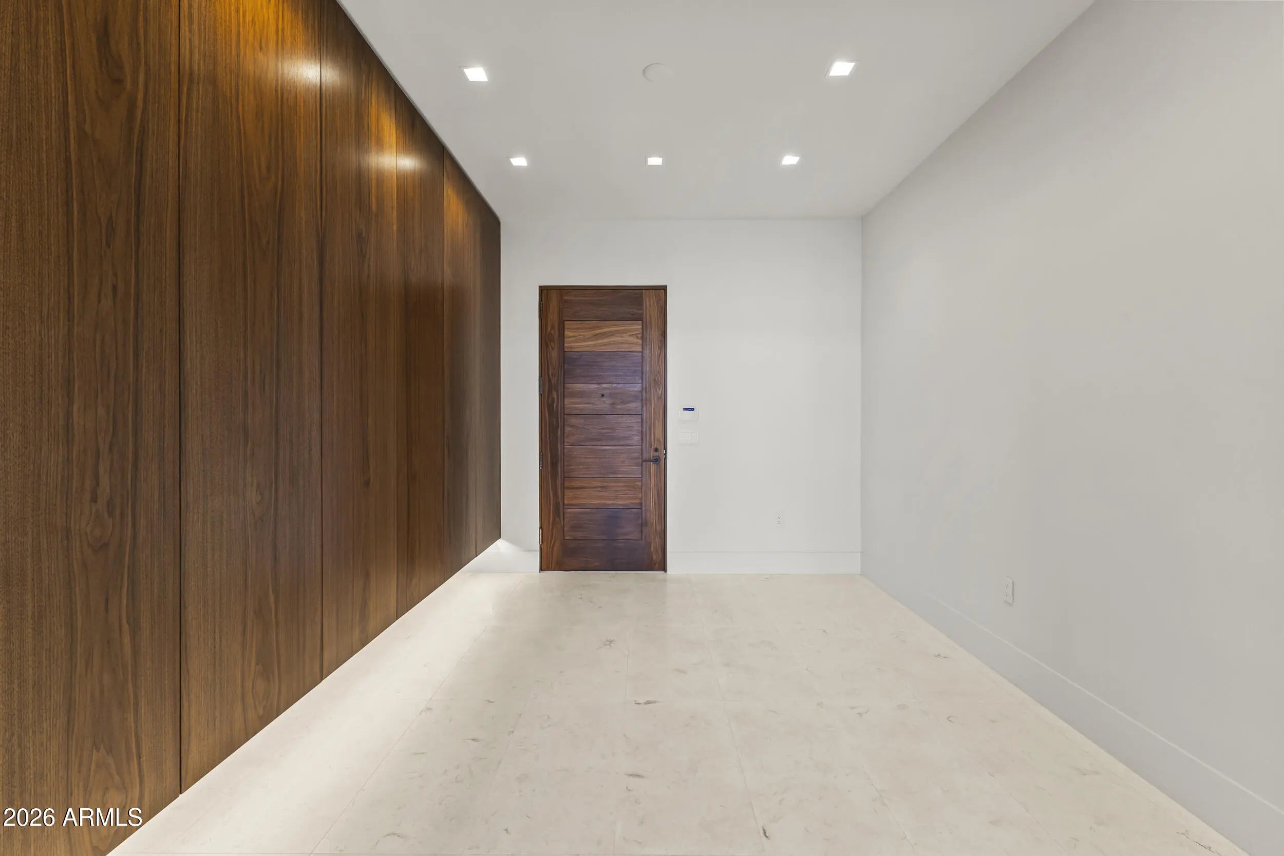 Photo of Listing #7000244