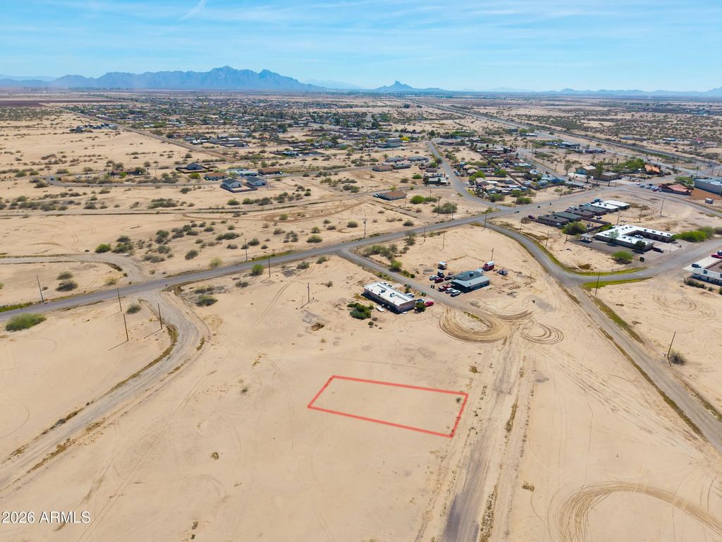N Maverick Drive (unit 4), Eloy
