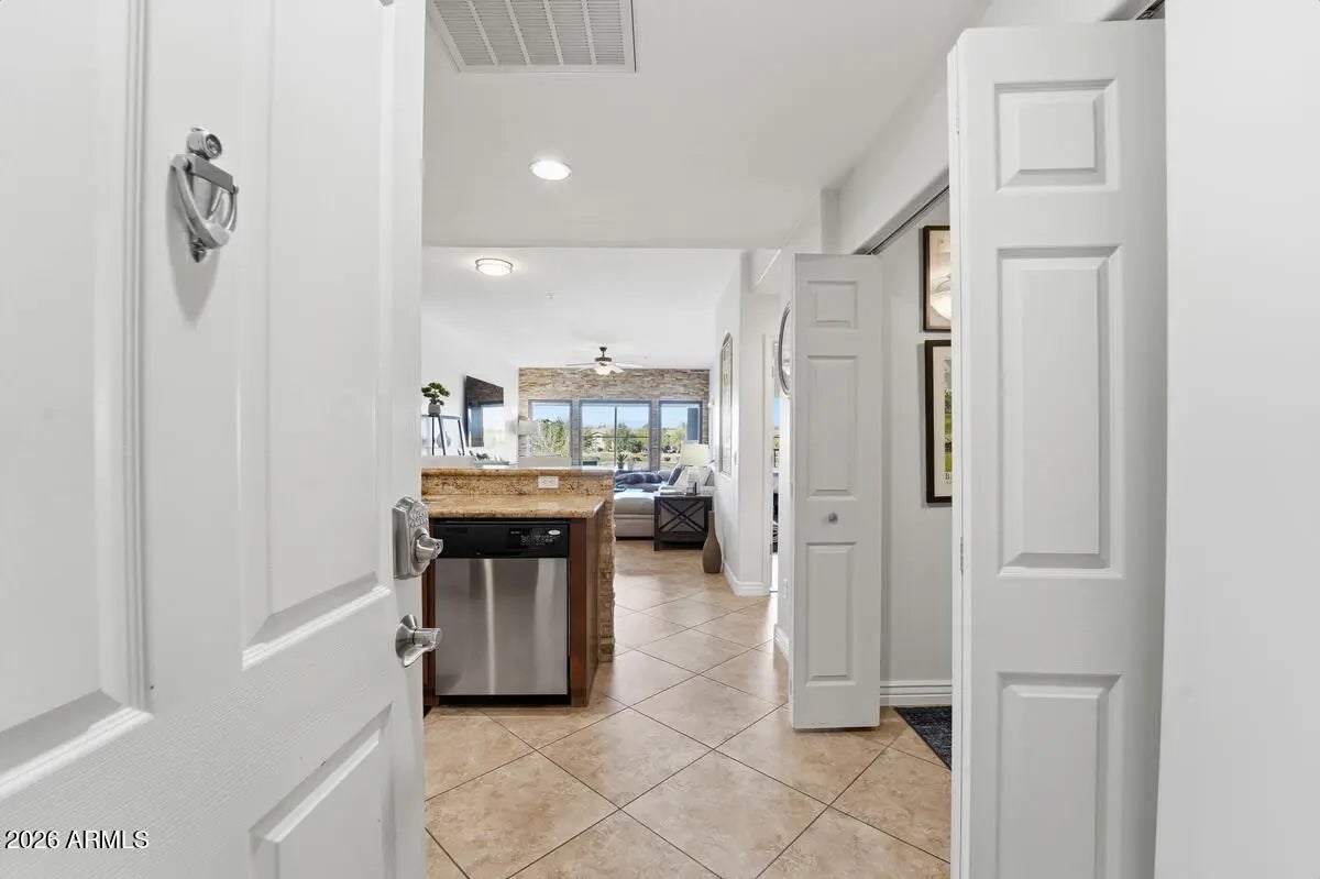 Photo of Listing #7000356