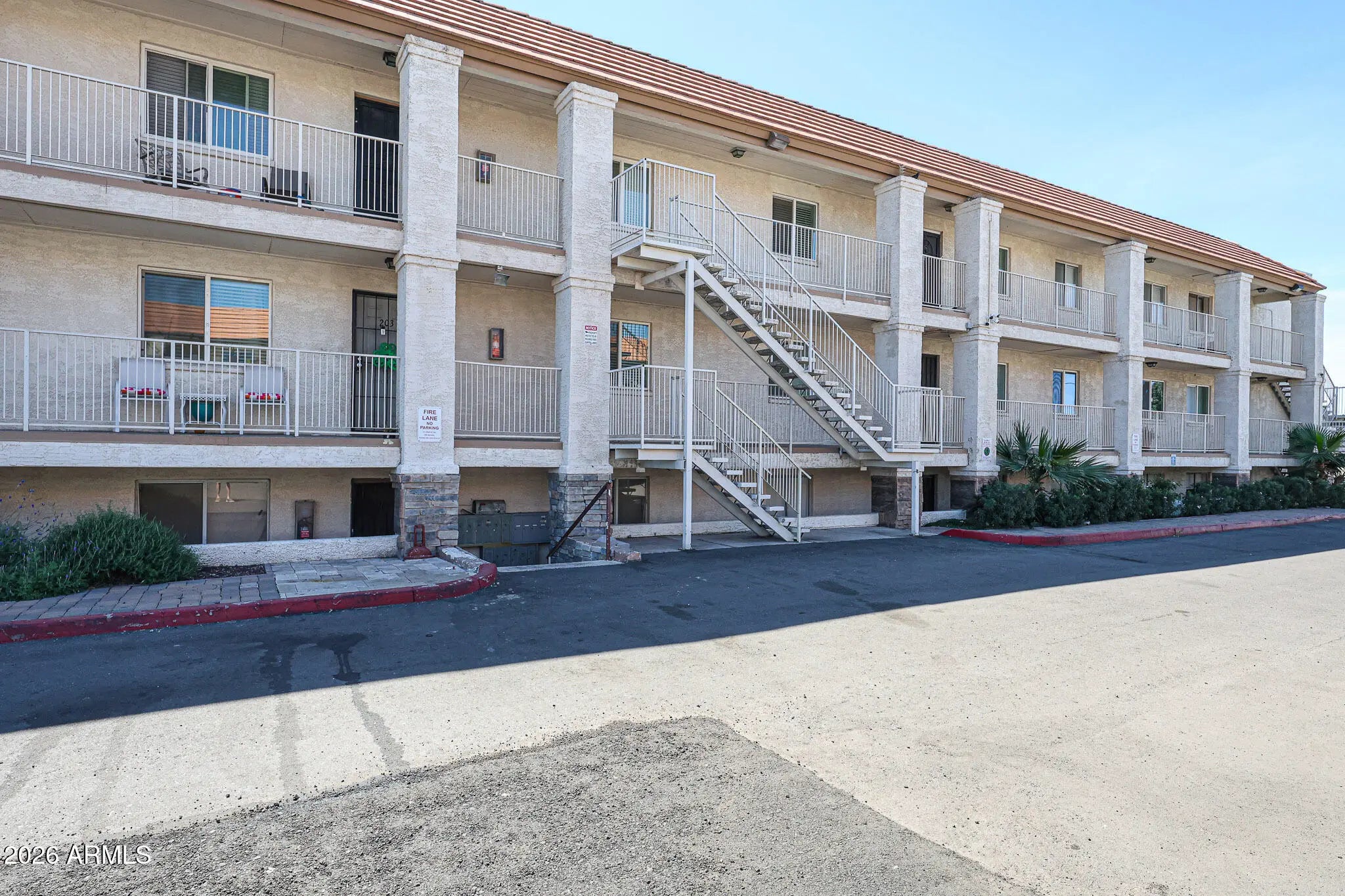 Photo of Listing #7000355