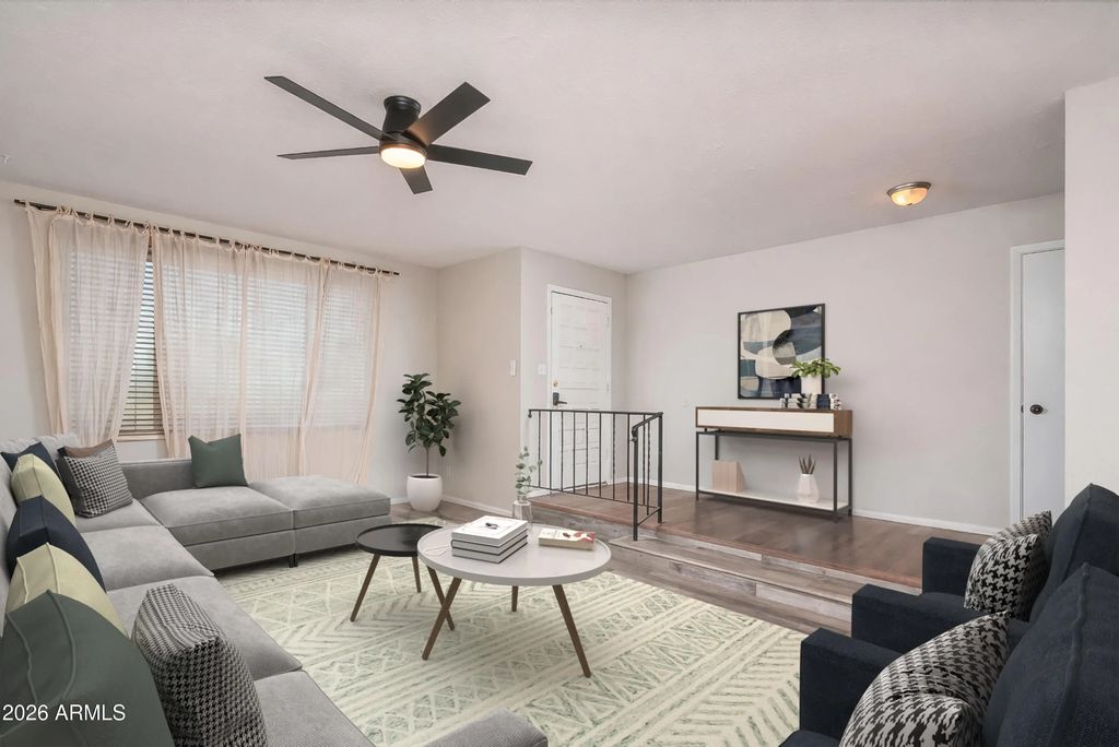 2406 E La Jolla Drive, Tempe