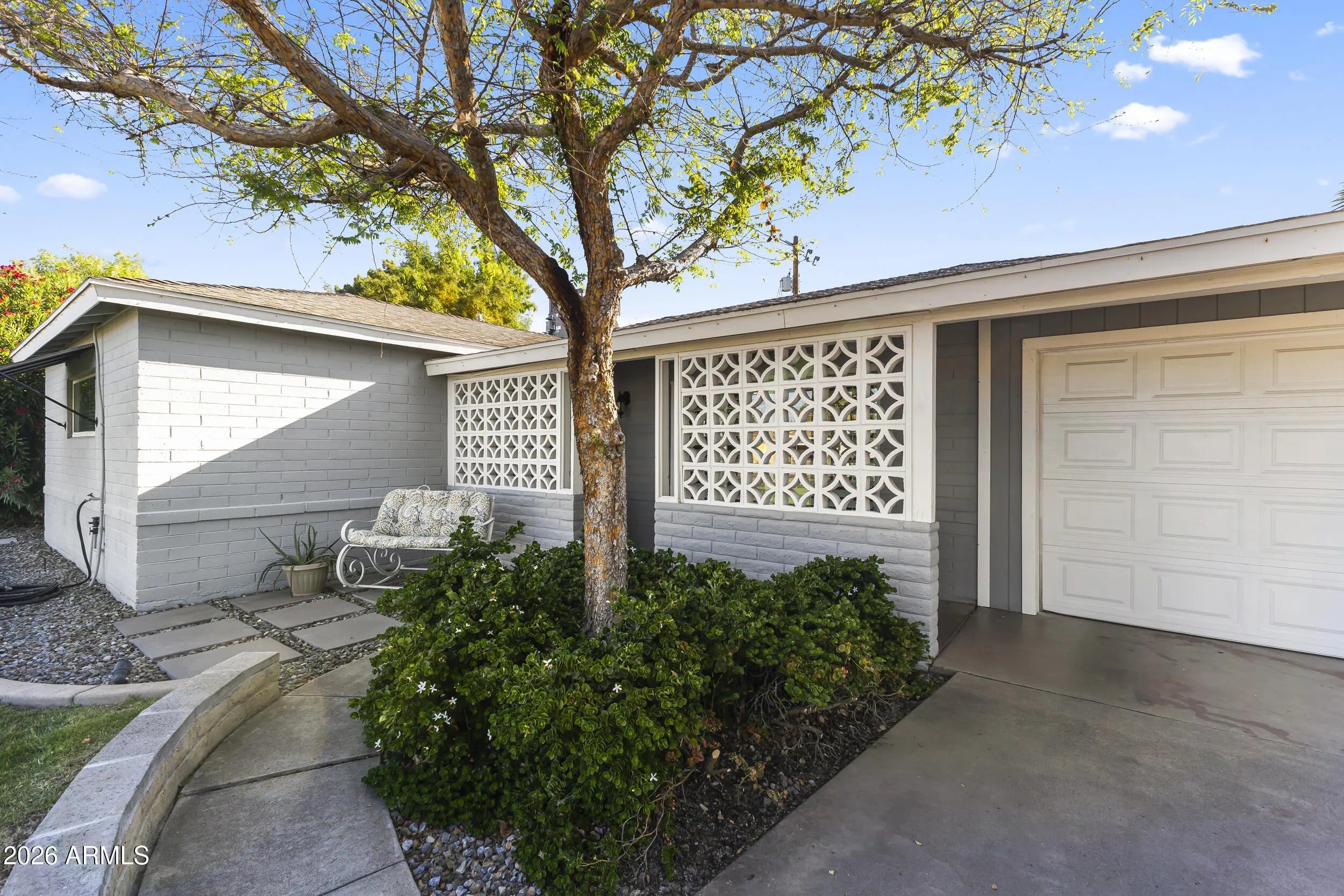 Photo of Listing #7003432