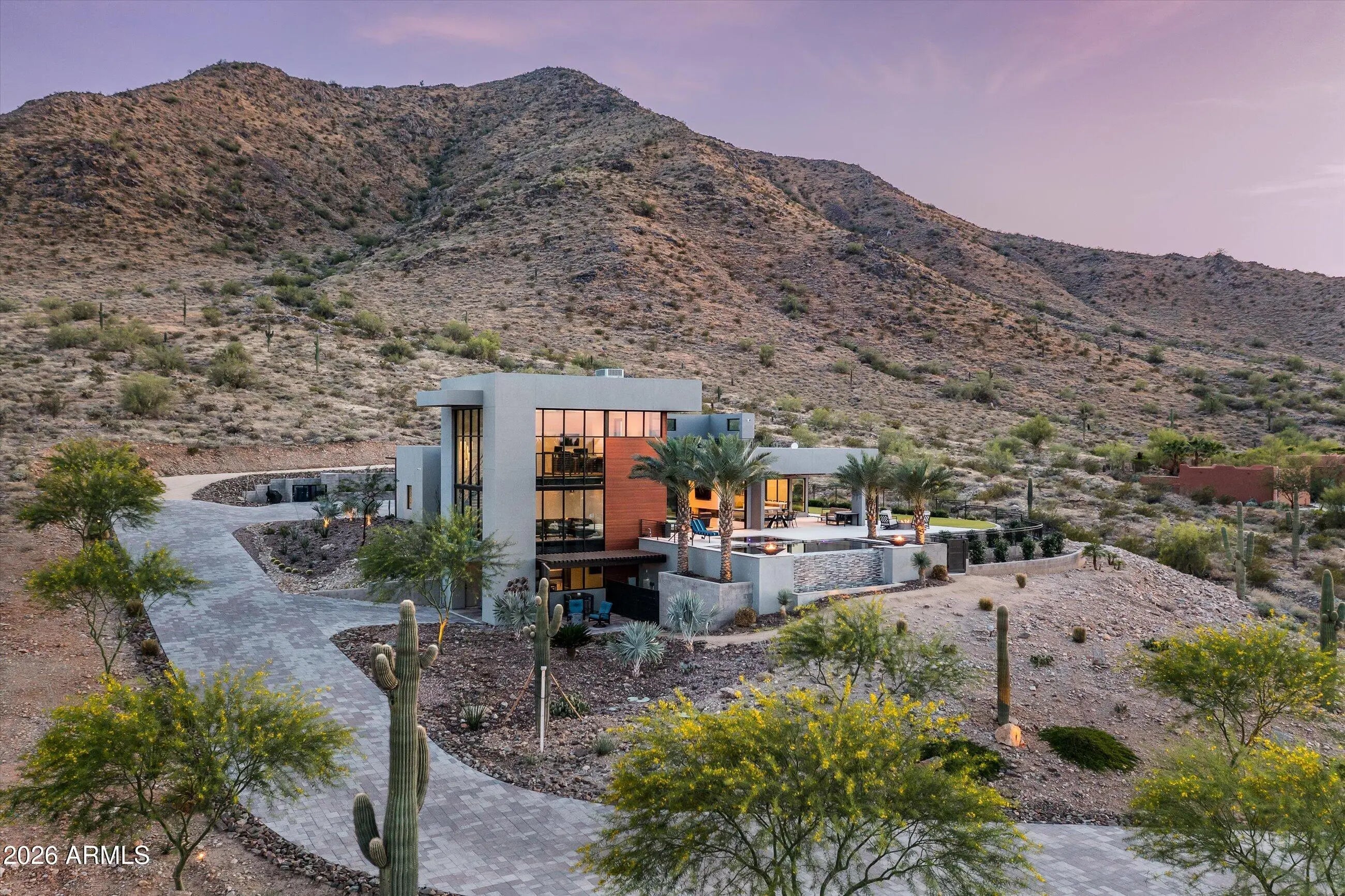 Photo of Listing #7001128