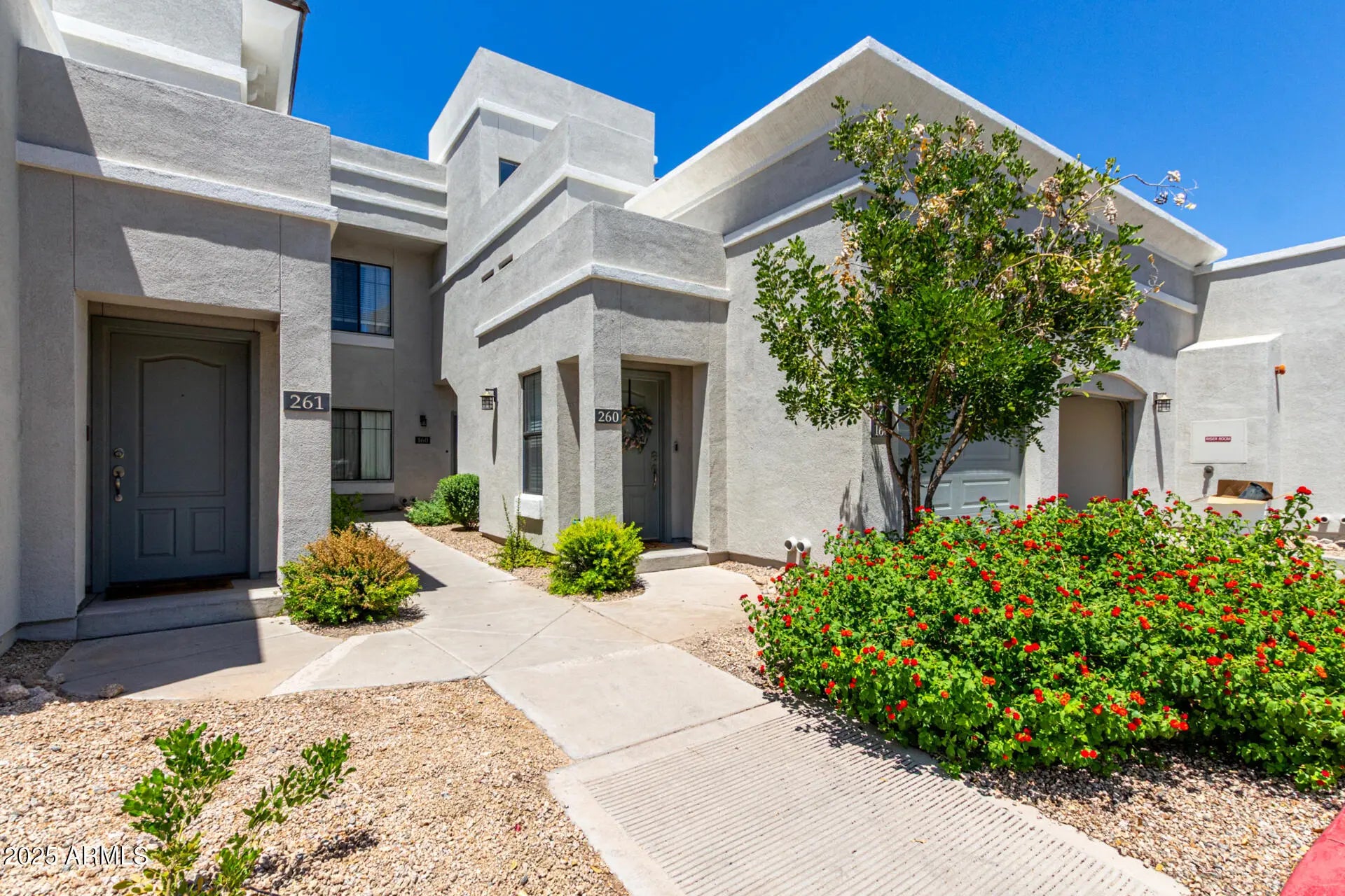 Photo of Listing #7001856