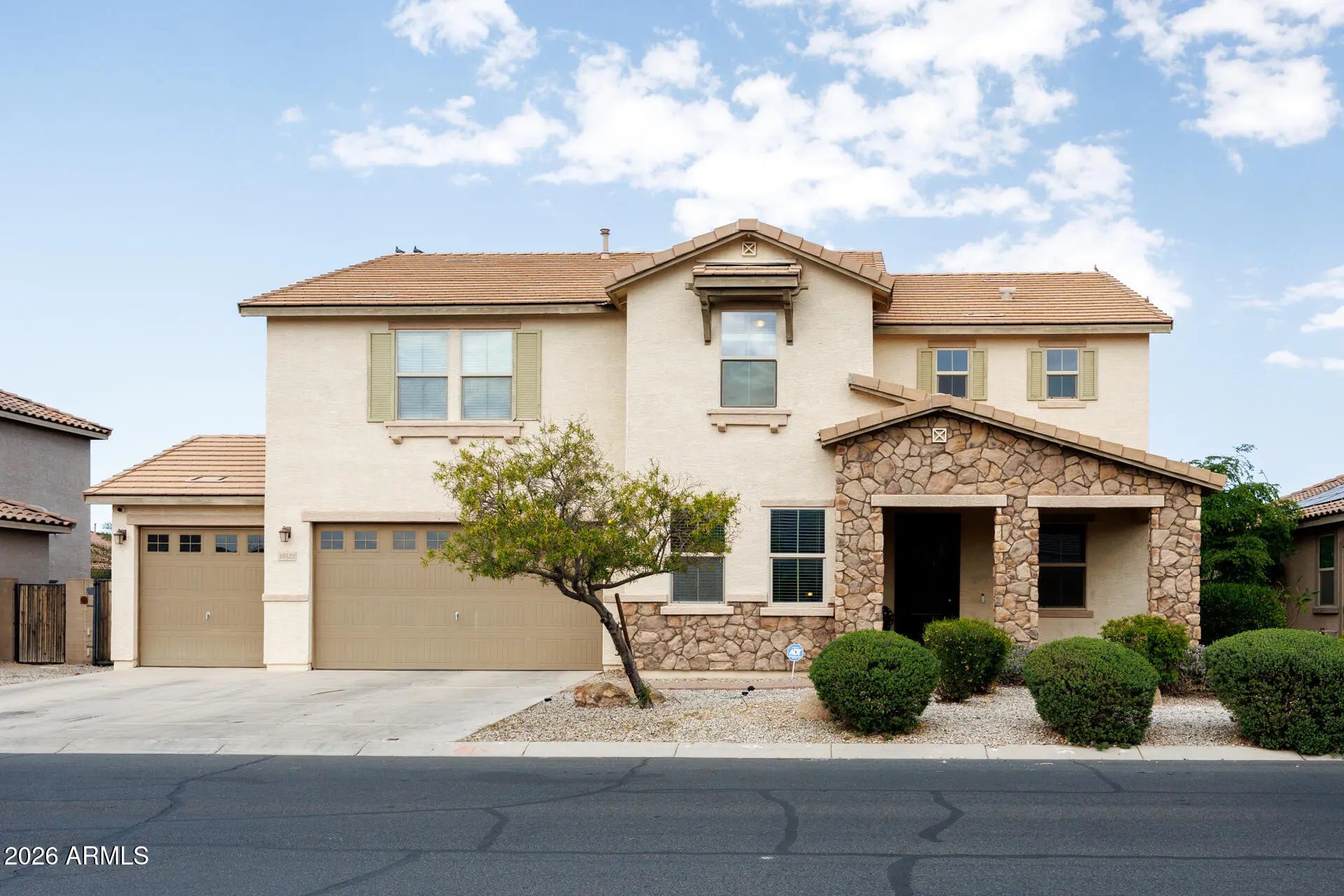 Photo of Listing #7002539