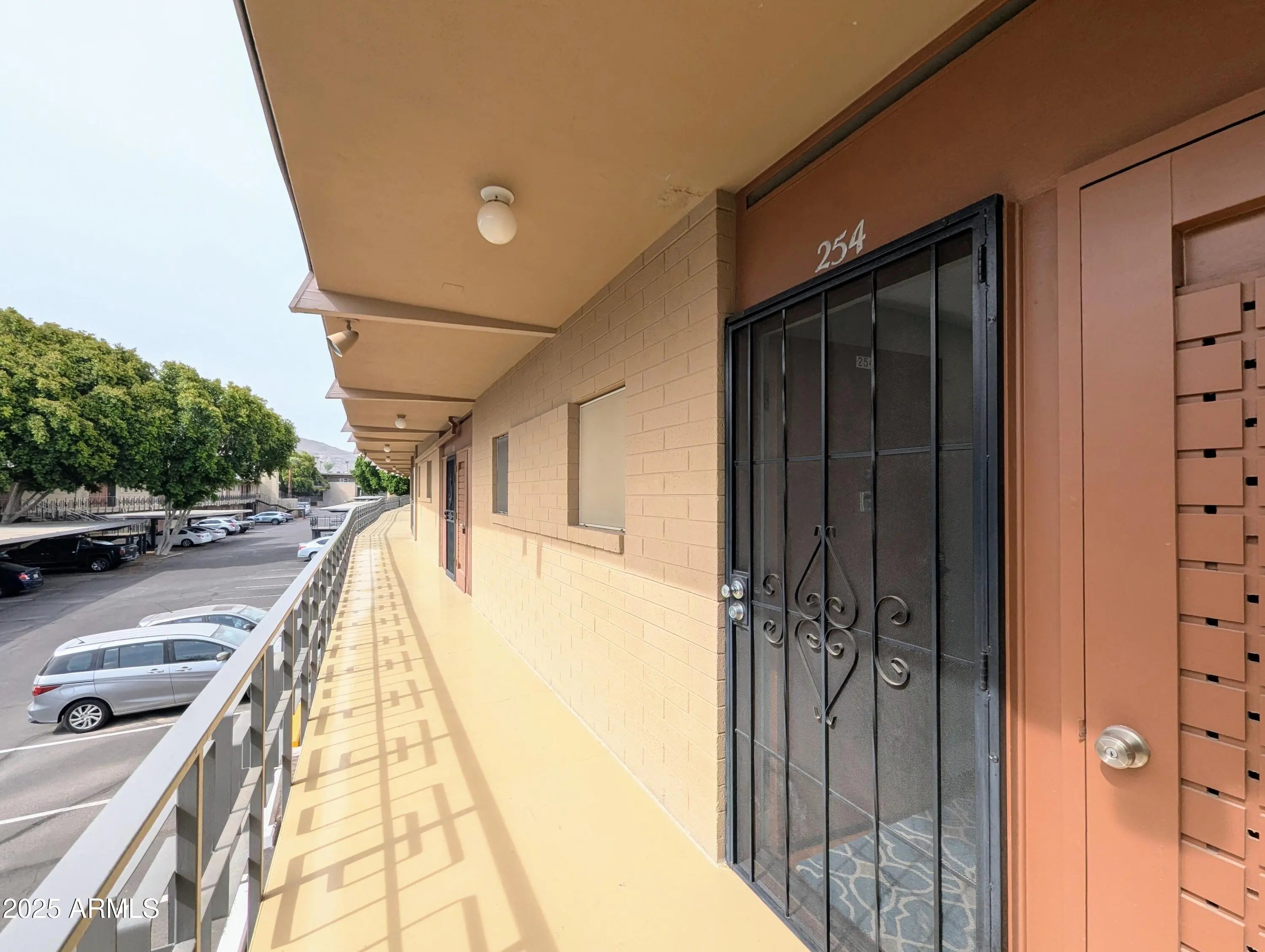 Photo of Listing #7001382