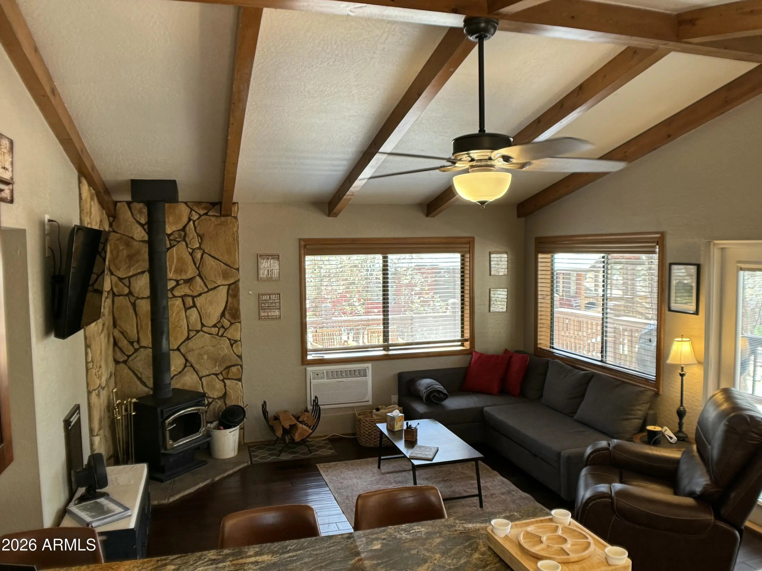 Photo of Listing #7001666