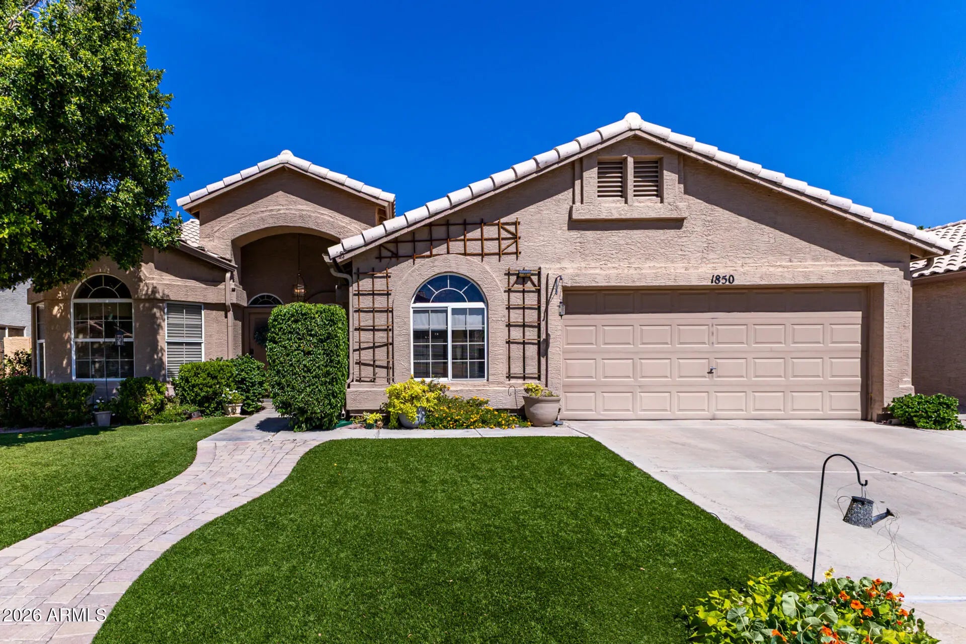 Photo of Listing #7002015