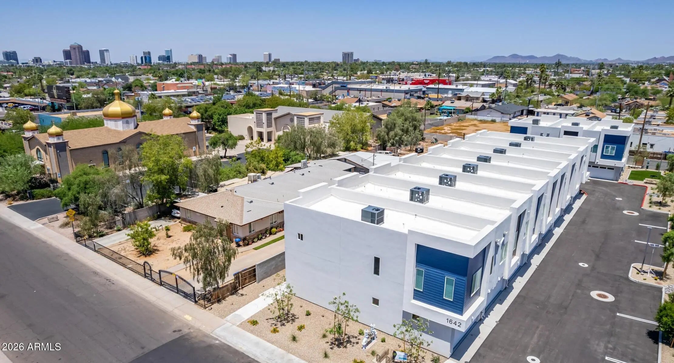 Photo of Listing #7003087