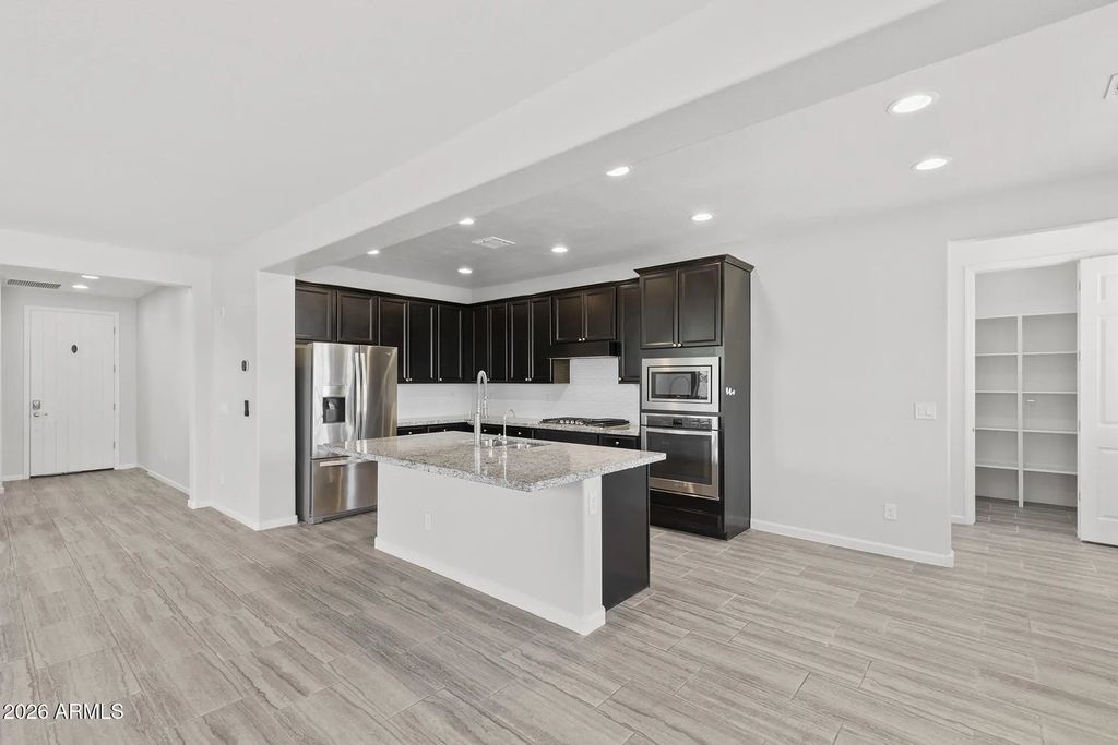 130 N Bay Drive, Gilbert