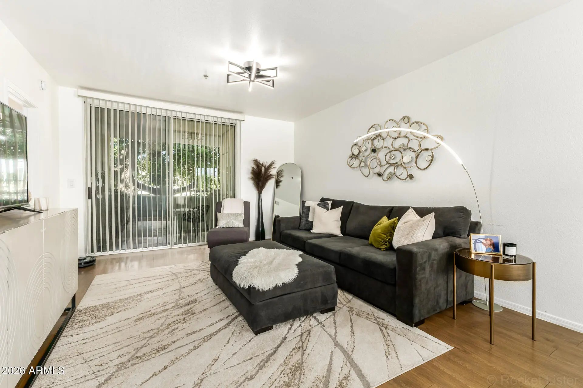 Photo of Listing #7002735