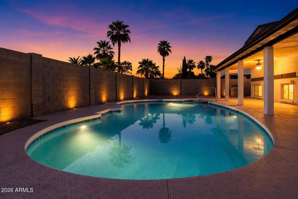 1921 E Gemini Drive, Tempe
