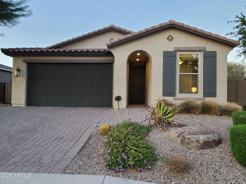 1666 E Lee Drive, Casa Grande