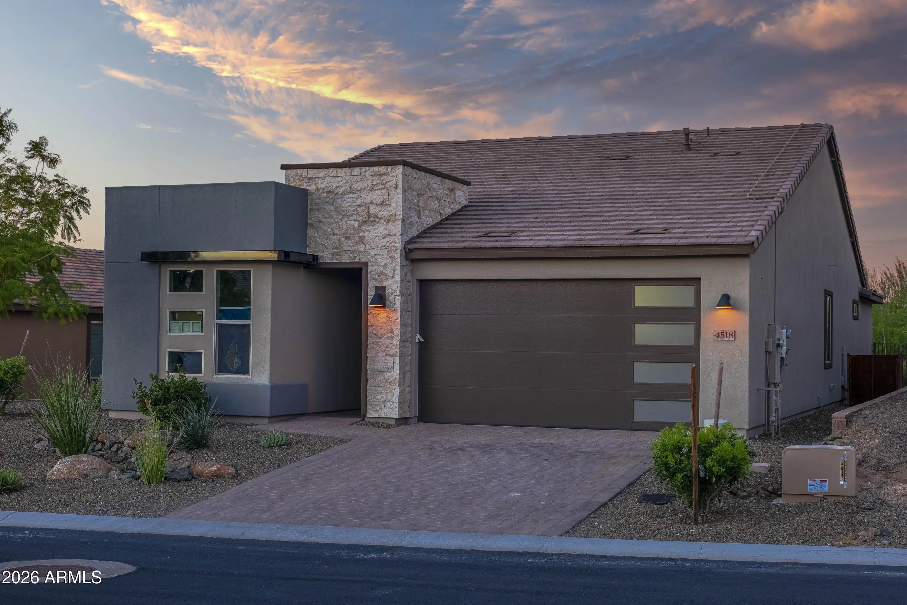 Photo of Listing #7002212