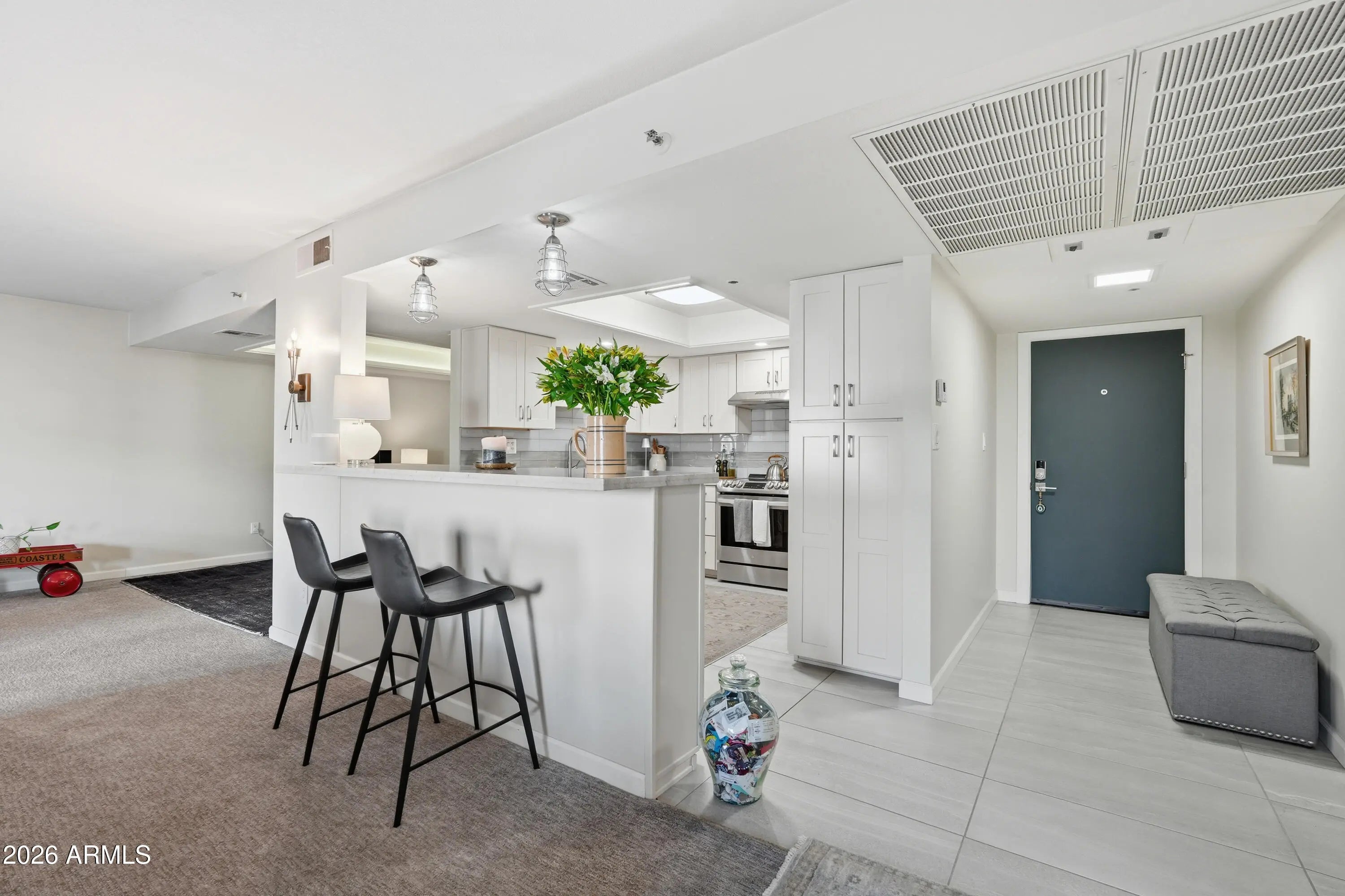 Photo of Listing #7003569