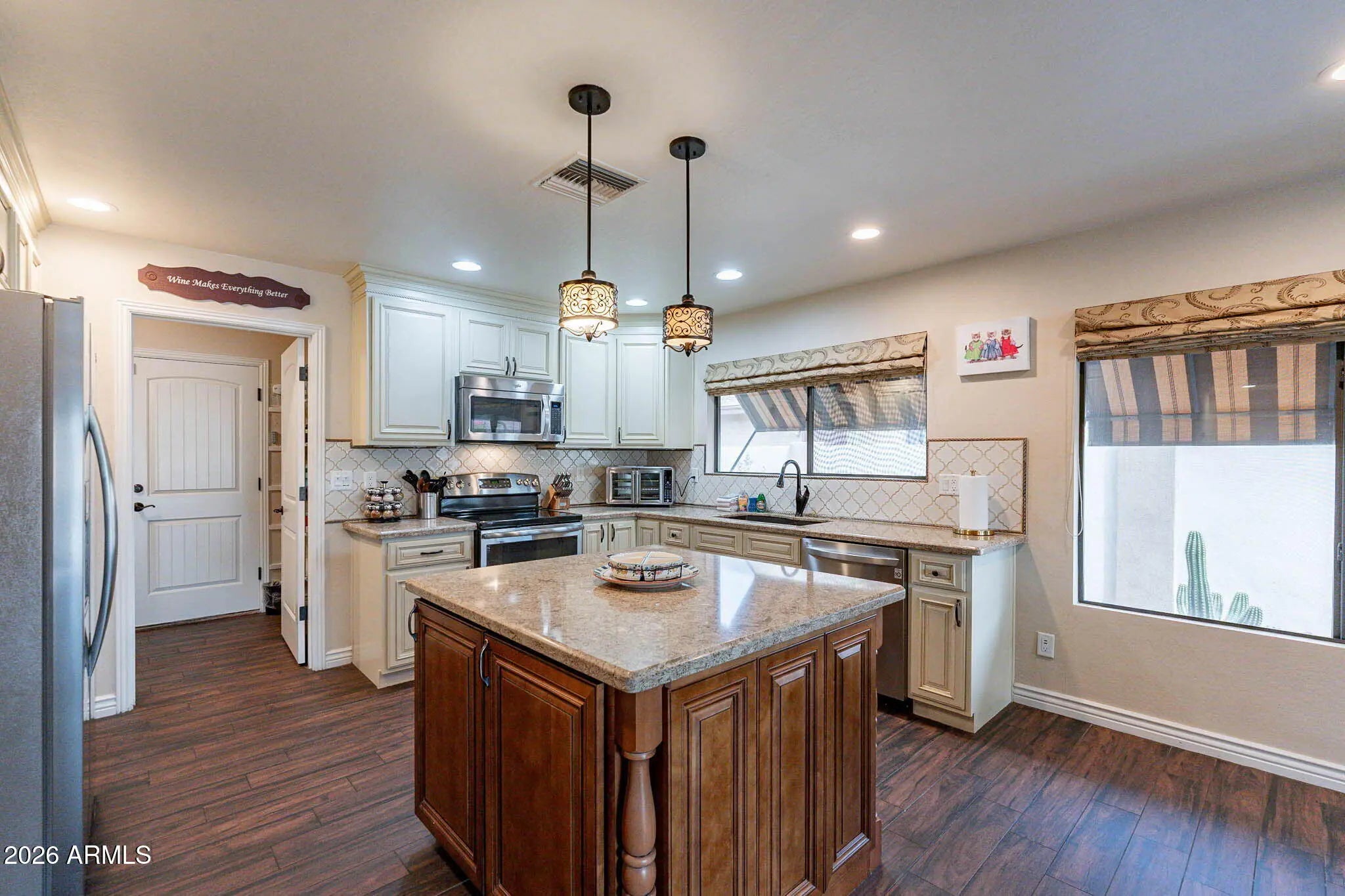 Photo of Listing #7004448