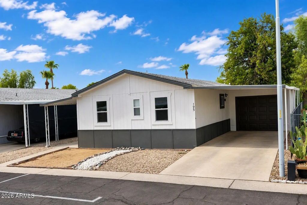 245 S 56th Street (unit 195), Mesa