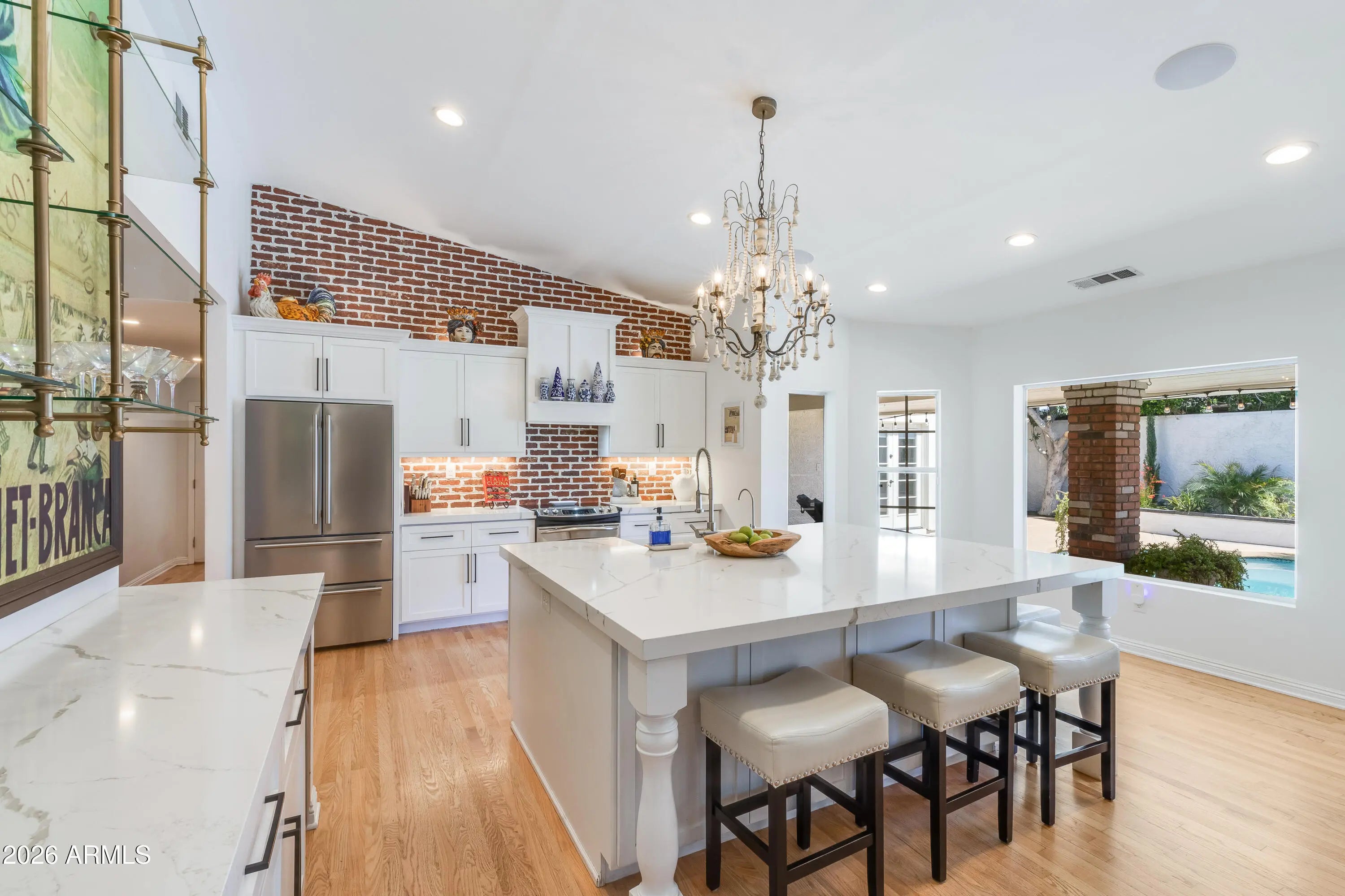 Photo of Listing #7003553