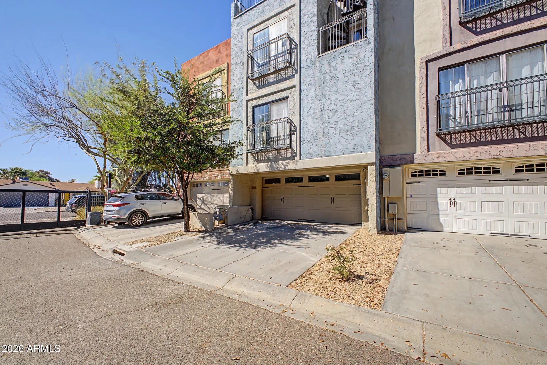 Photo of Listing #7003566