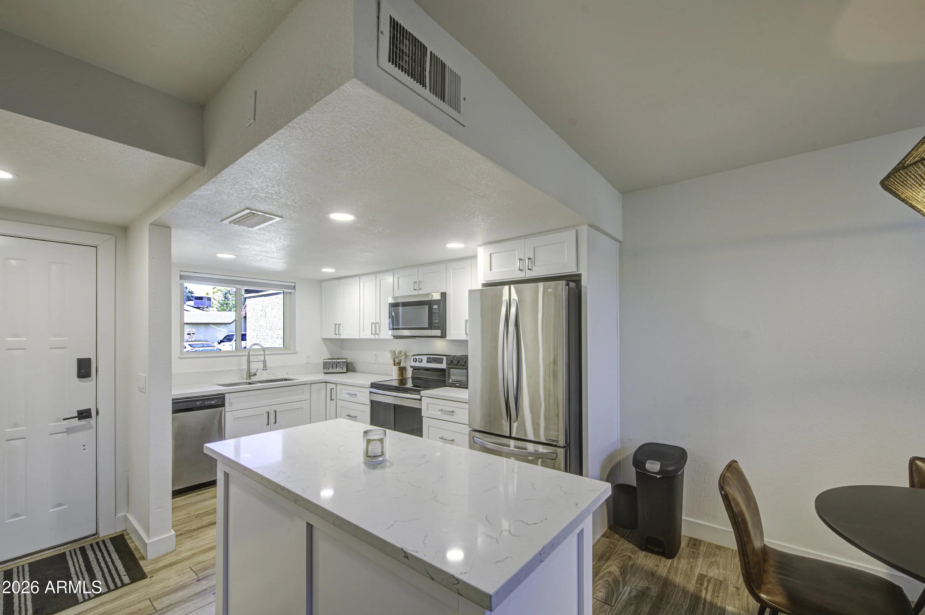 Photo of Listing #7002951