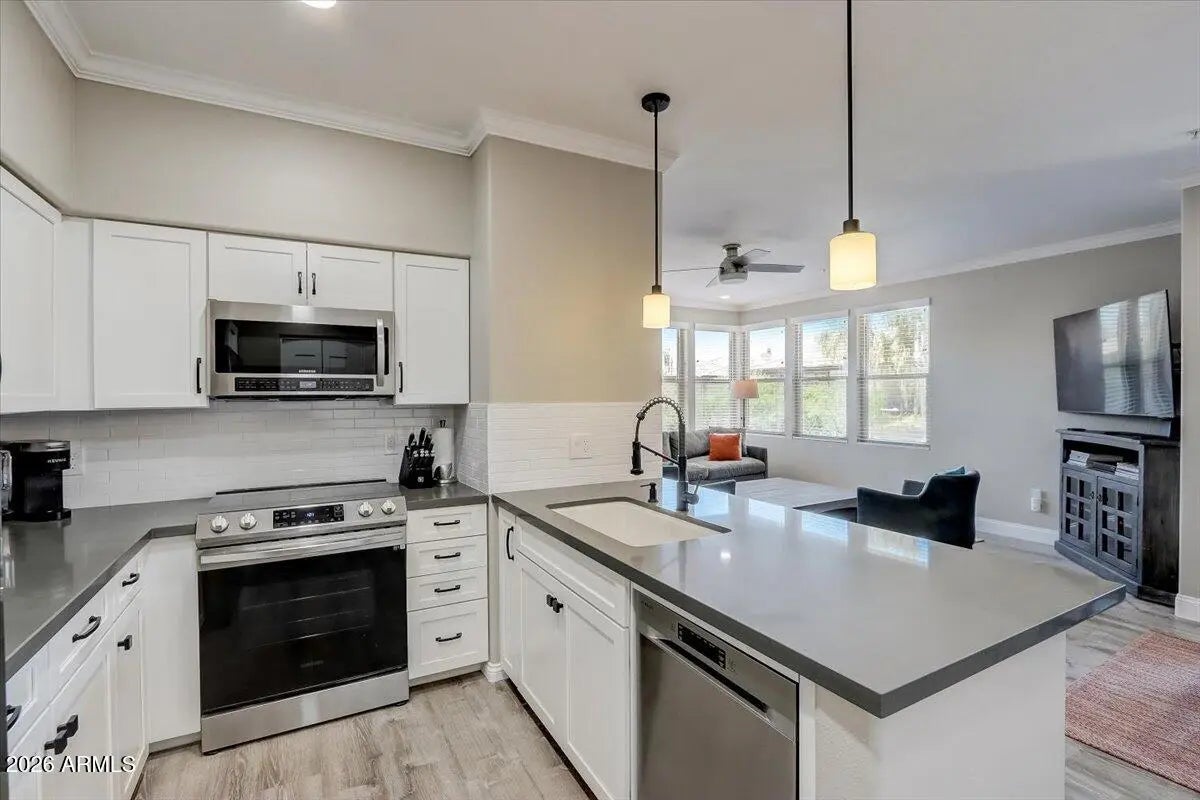 Photo of Listing #7002689