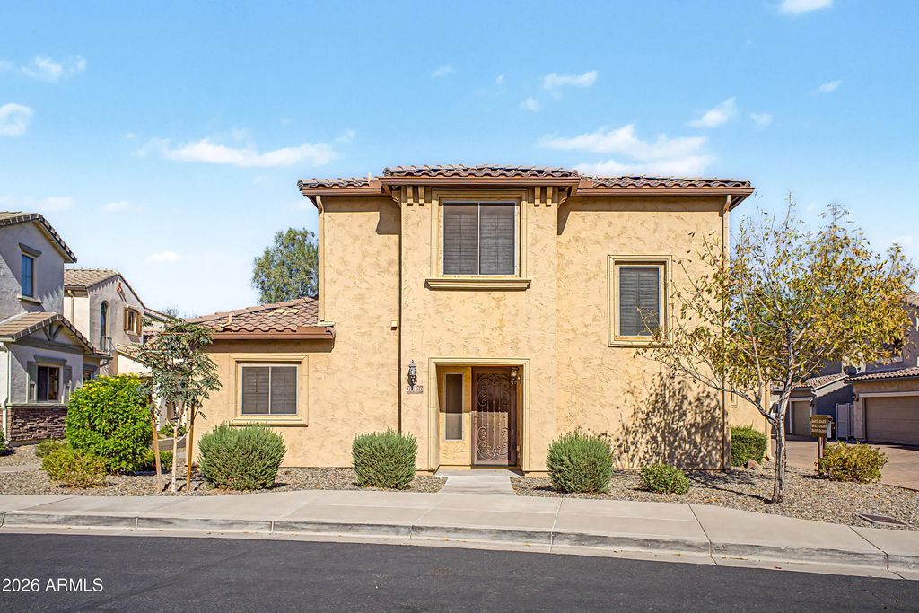 26329 N Babbling Brook Drive, Phoenix