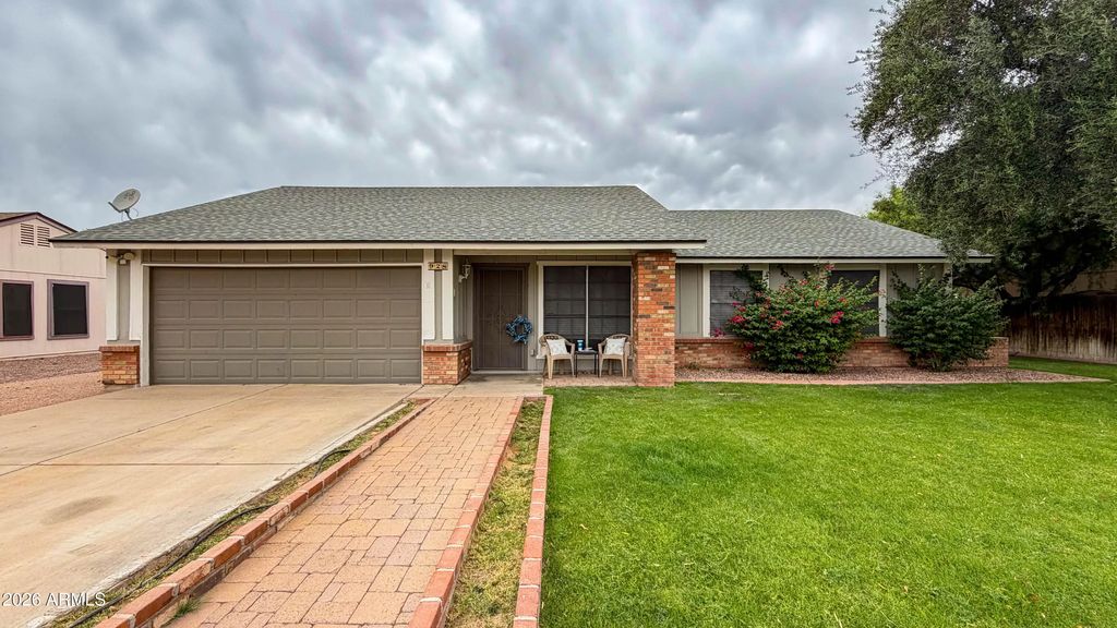 928 E Hope Street, Mesa