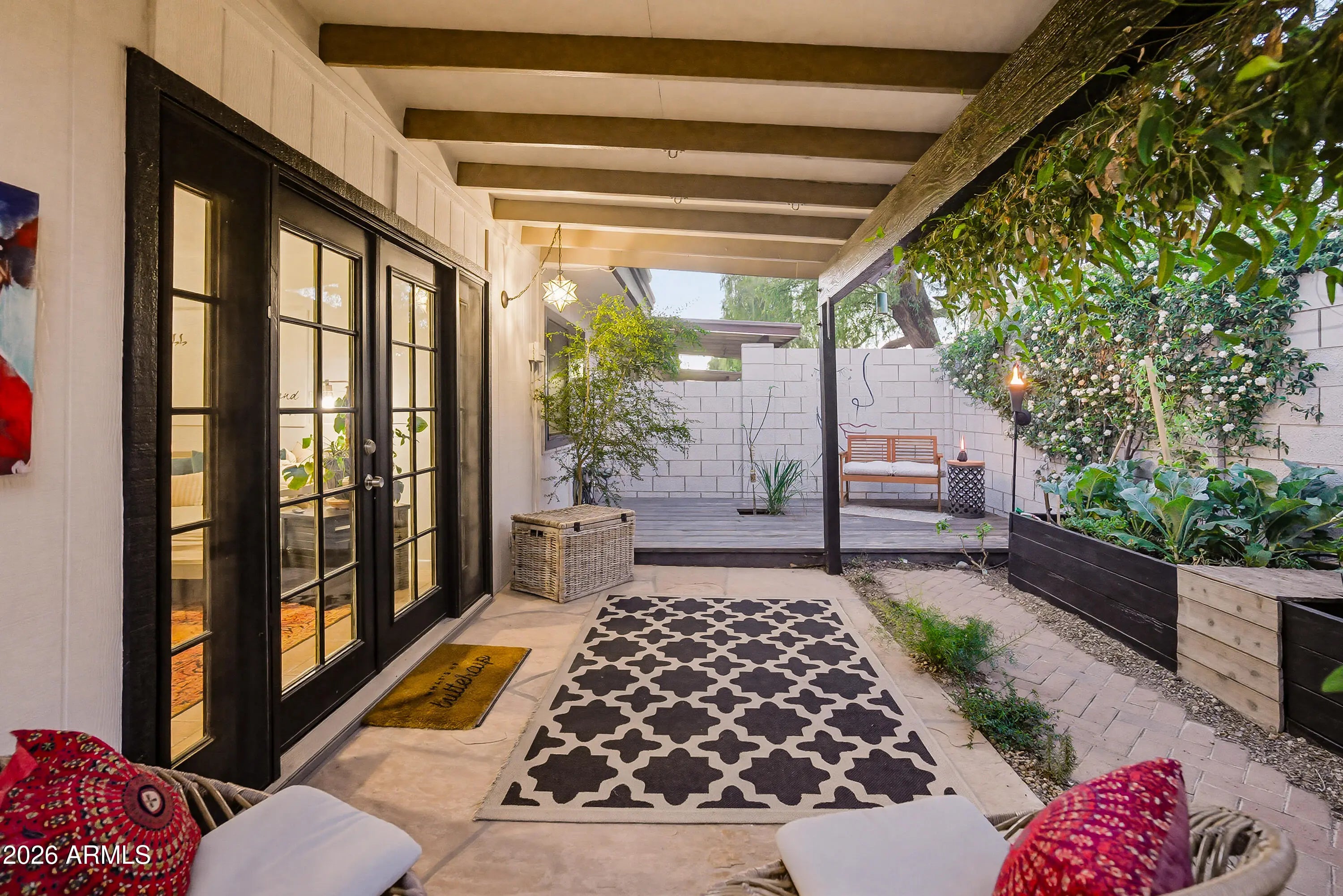 Photo of Listing #7004792