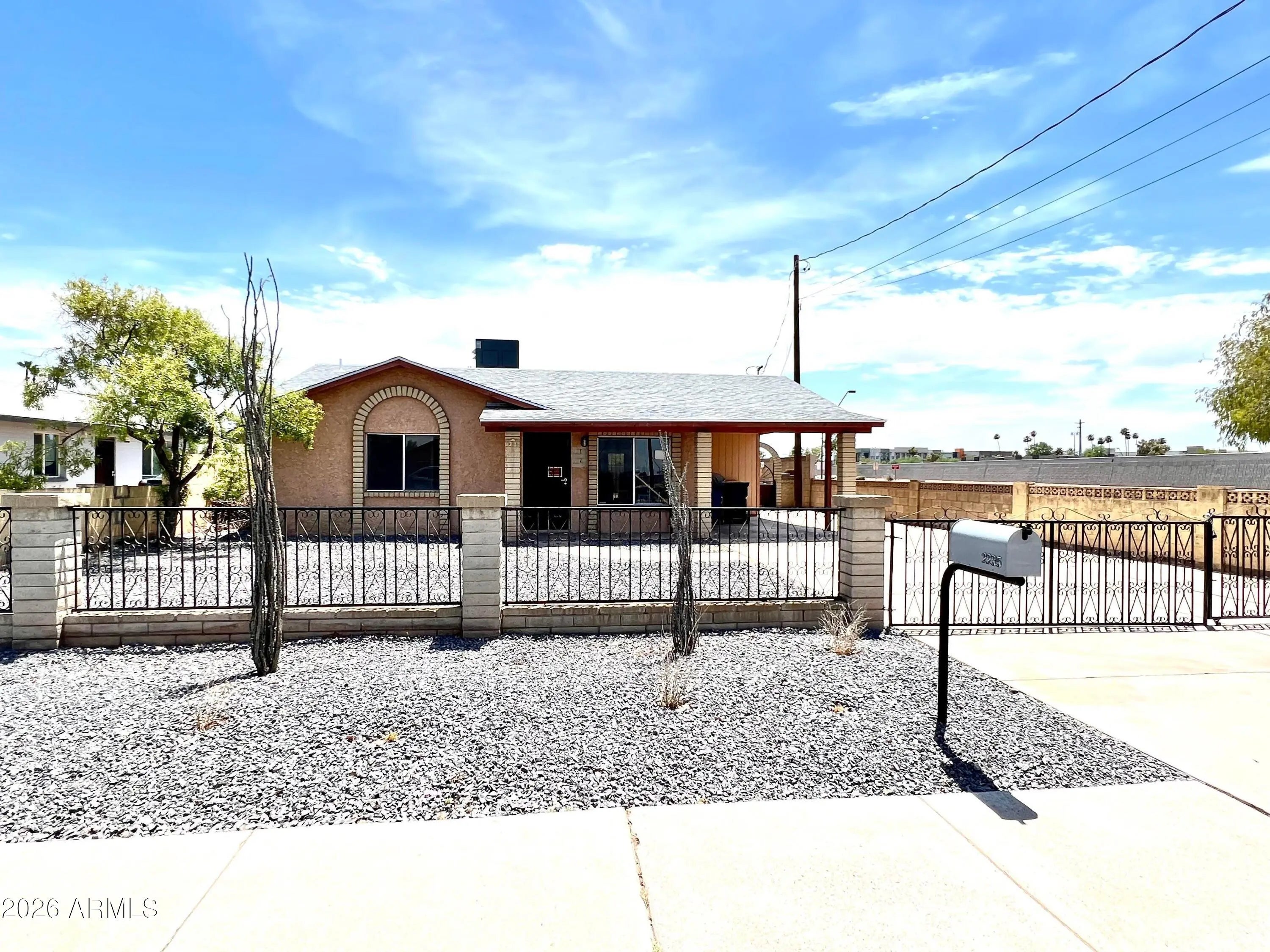 Photo of Listing #7003398