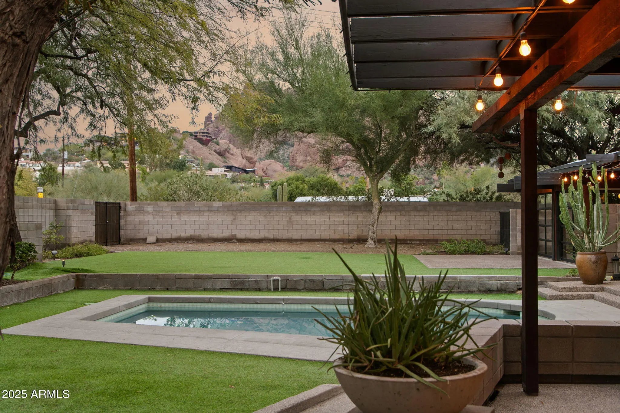 Photo of Listing #7003418