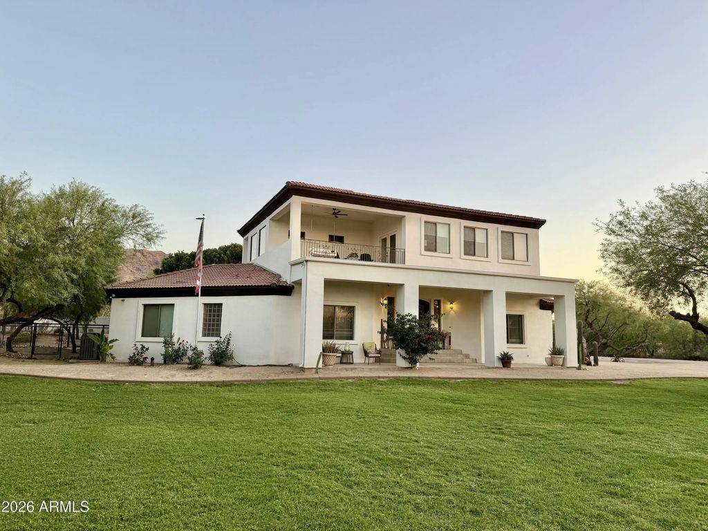 2945 W Olney Avenue, Laveen