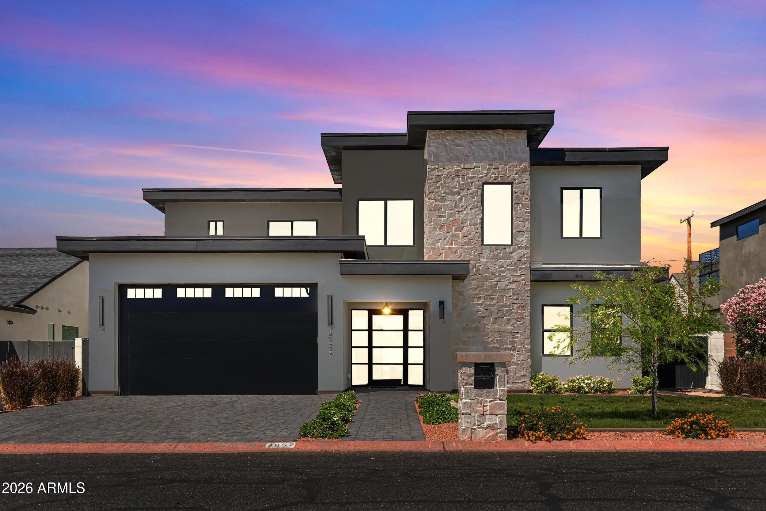 Photo of Listing #7004095