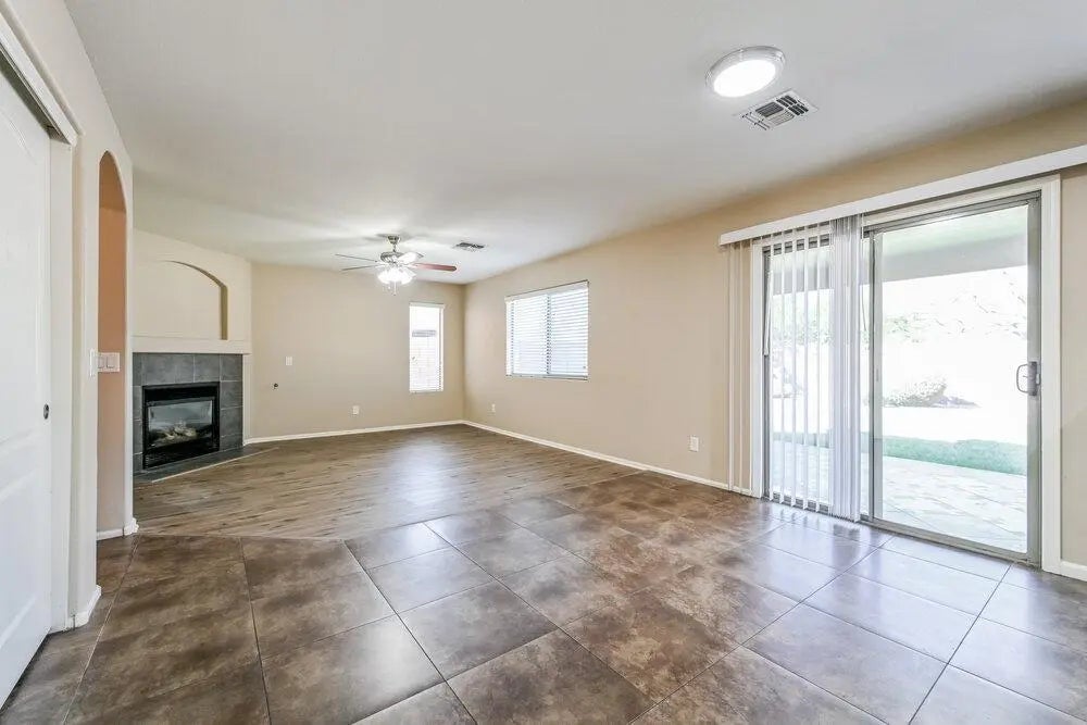 Photo of Listing #7004162