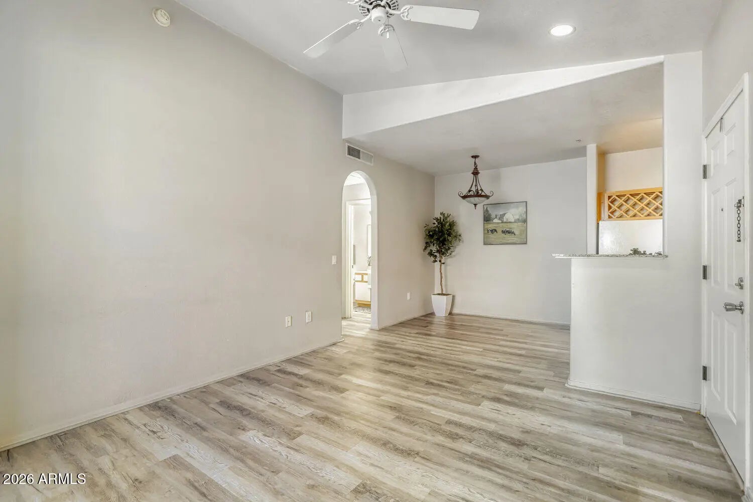 Photo of Listing #7004414