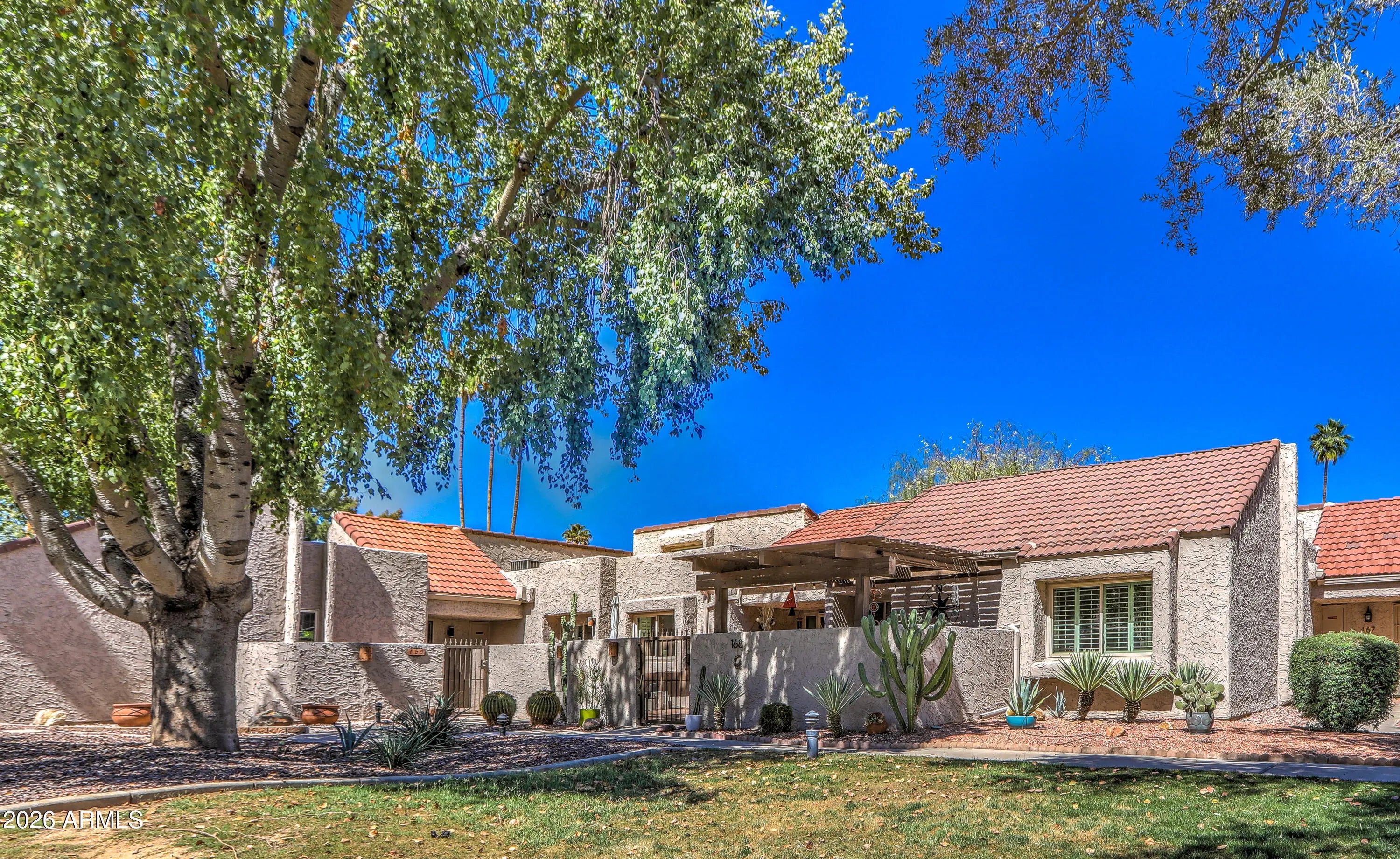 Photo of Listing #7004528