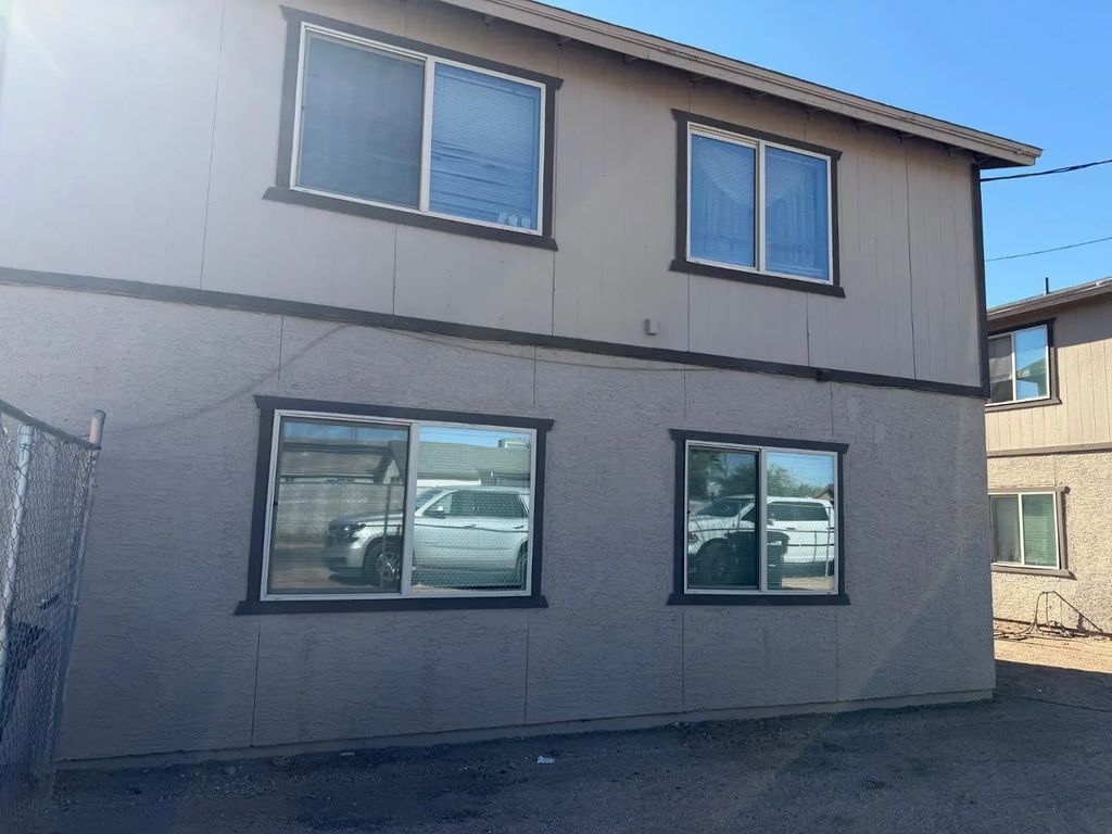 2553 E Pueblo Avenue (unit 1), Phoenix