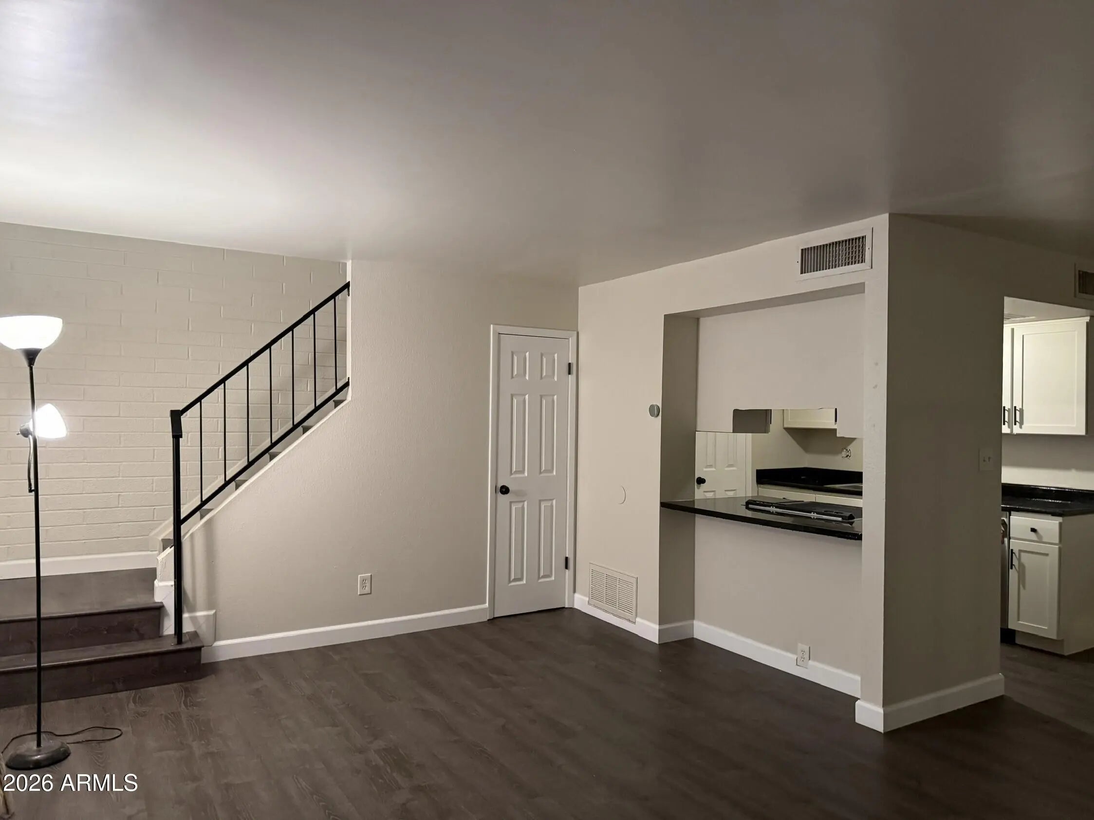 Photo of Listing #7008365