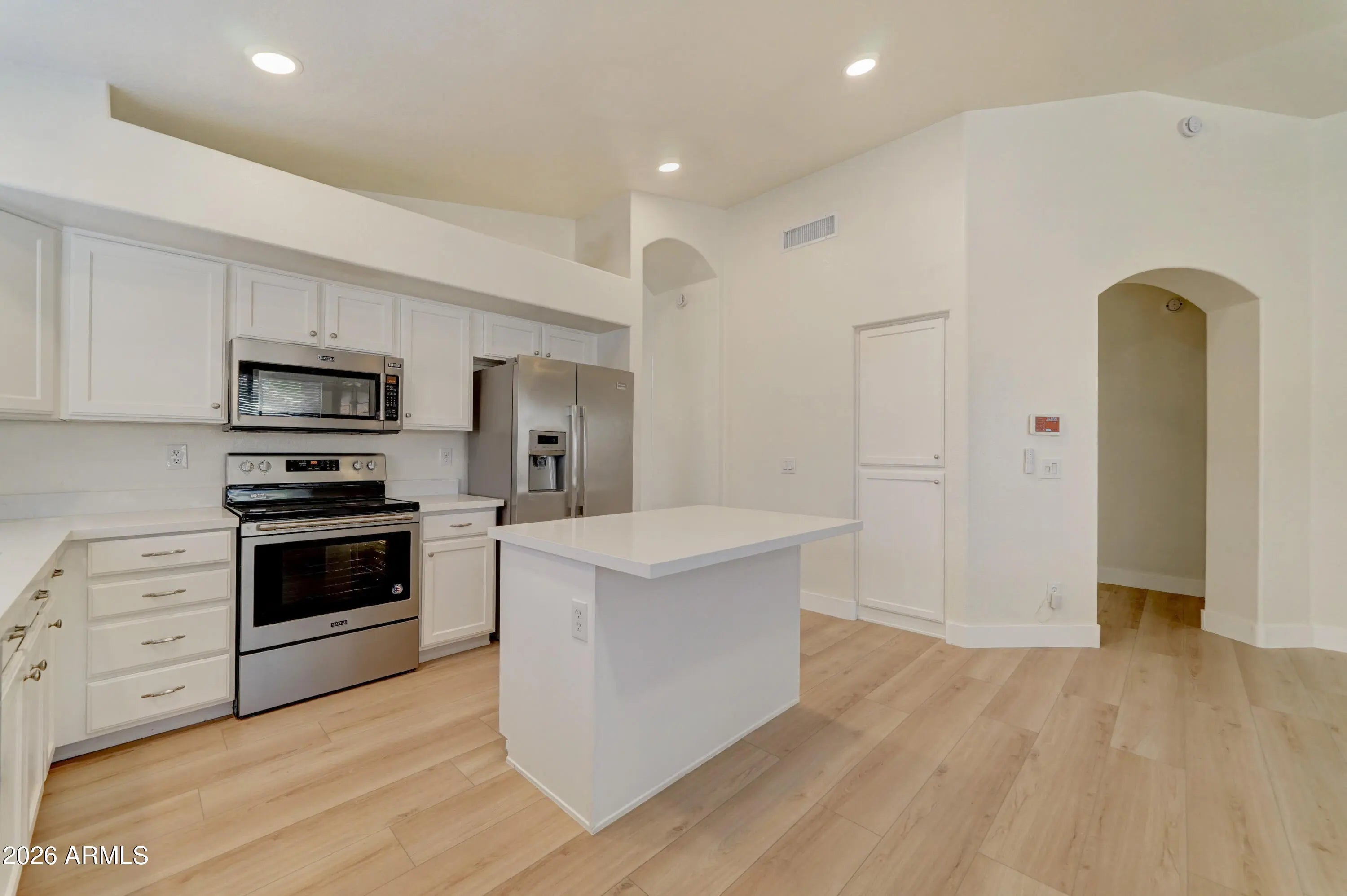 Photo of Listing #7005049