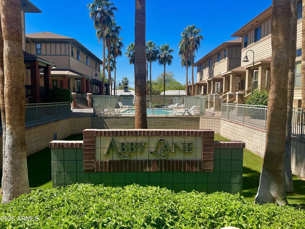 730 S Beck Avenue, Tempe