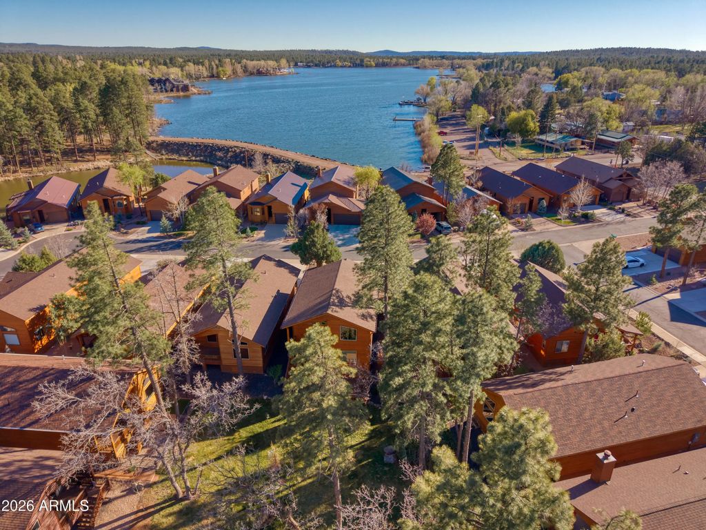 2540 W Waters Edge Lane, Lakeside