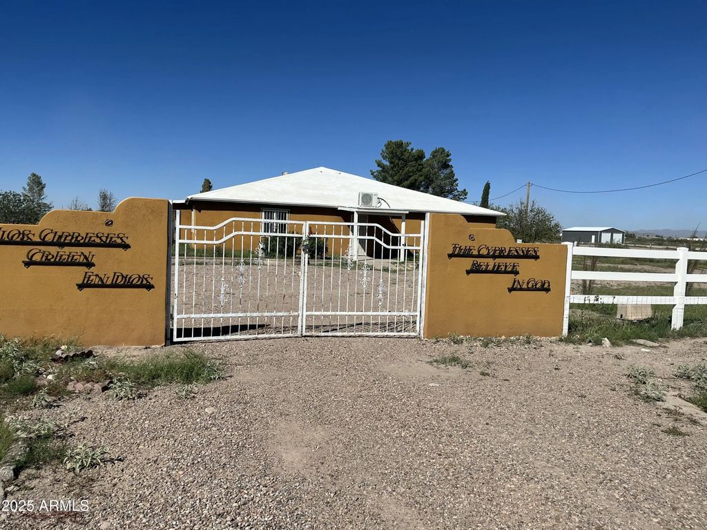 4250 W Jefferson Road, Elfrida